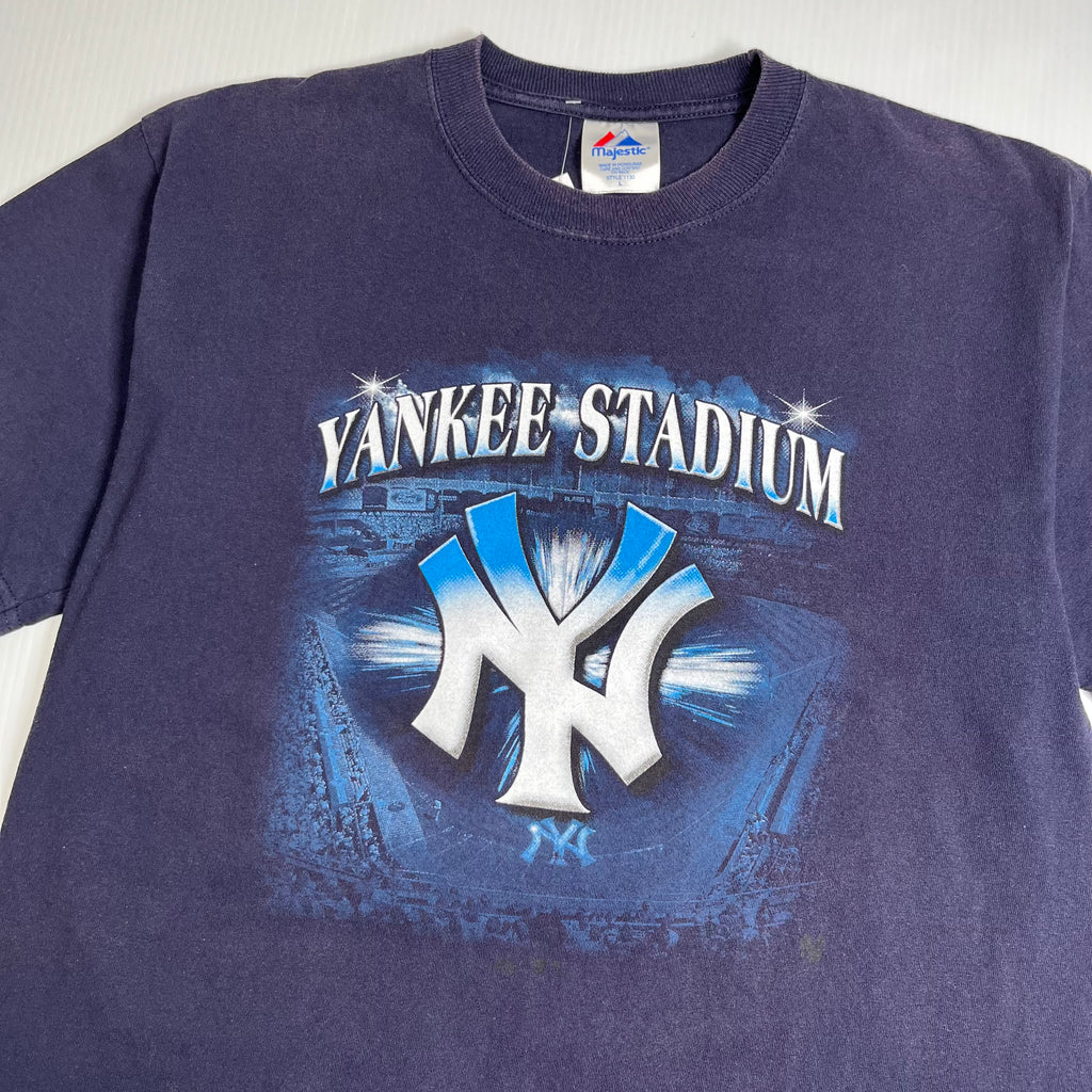Vintage New York Yankees Stadium Tee L