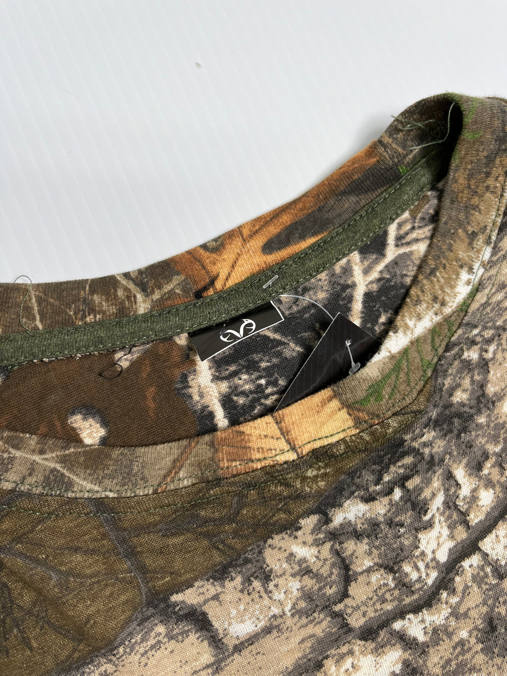 Realtree Camouflage Longsleeve Shirt M