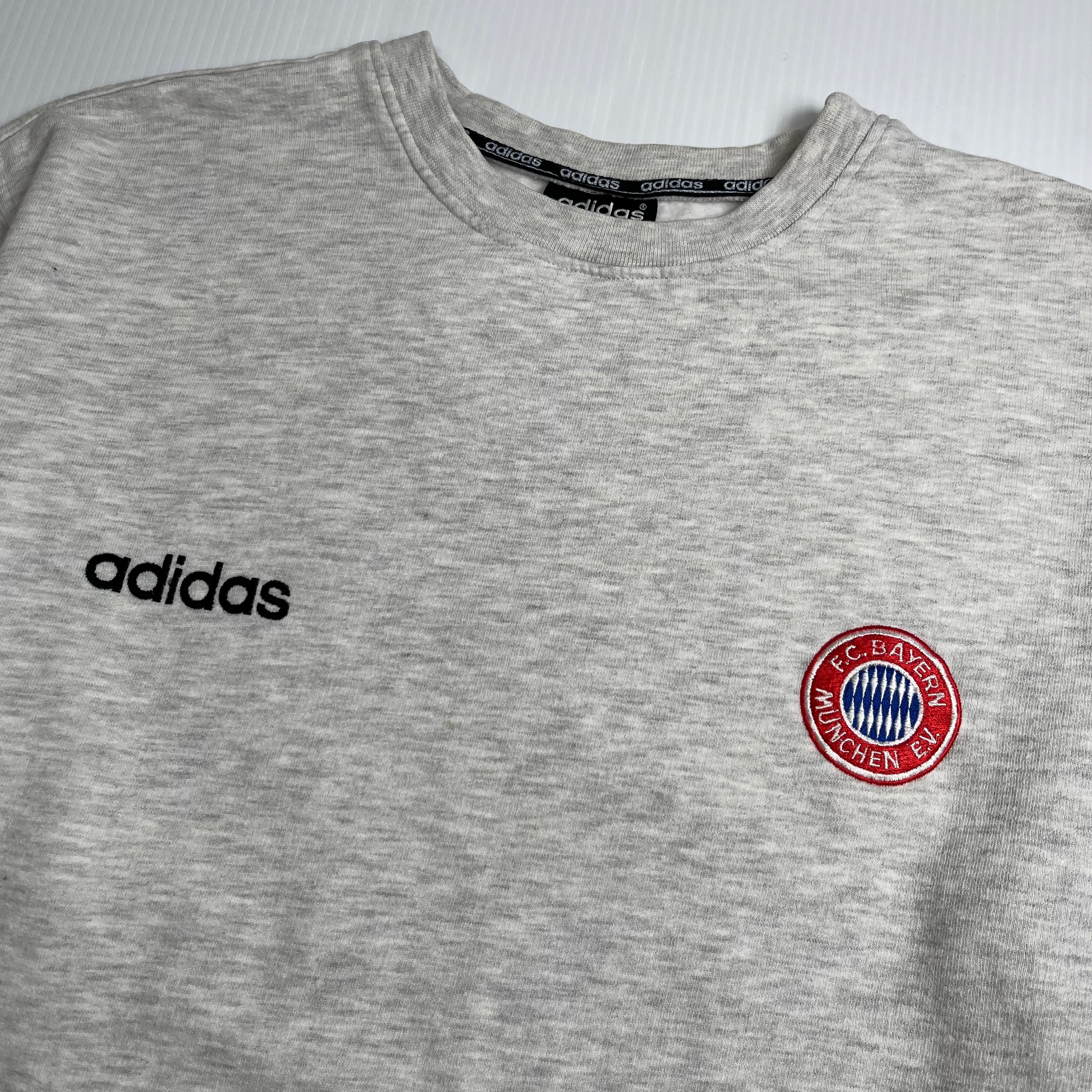 Vintage Adidas FC Bayern Munich Crewneck L