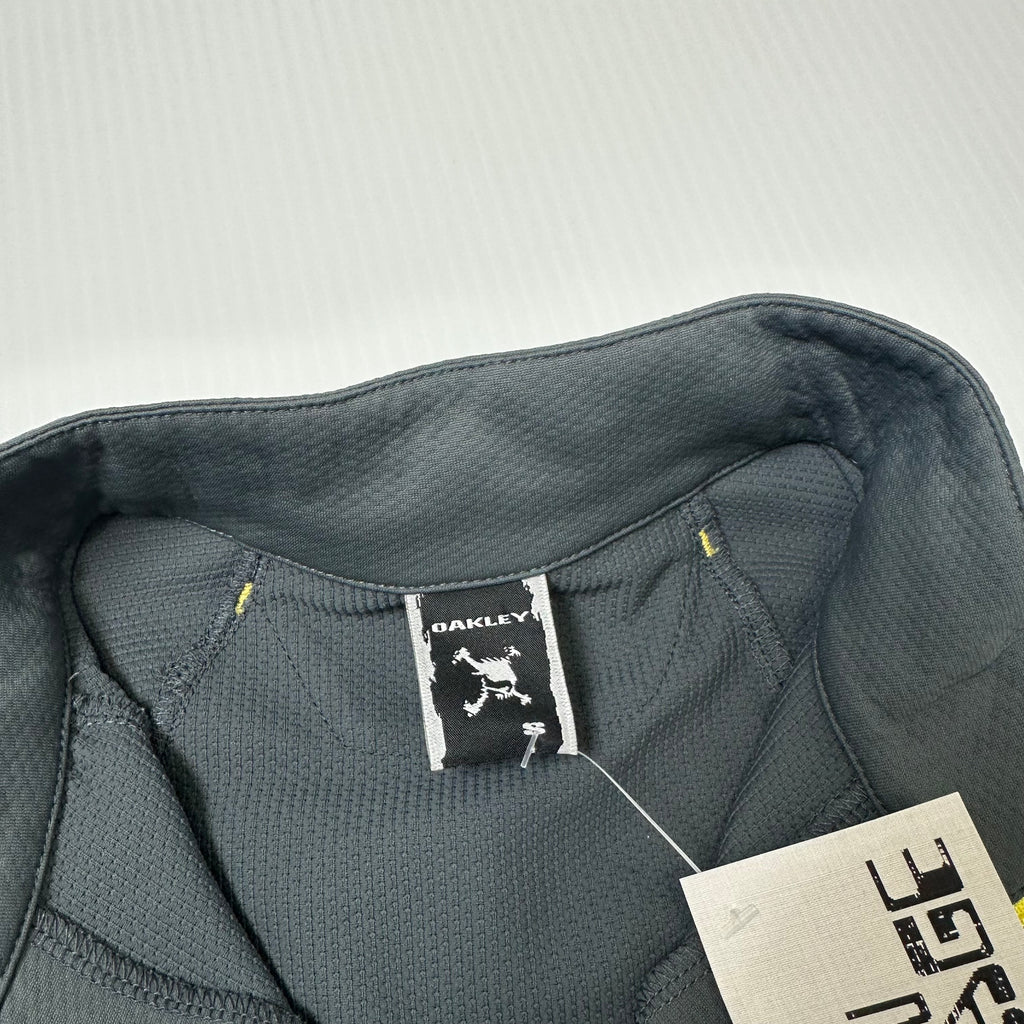 Y2K Oakley 1/4 Zip Light Pullover S