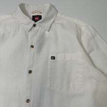 Load image into Gallery viewer, Quiksilver Short Sleeve Button Up Shirt L
