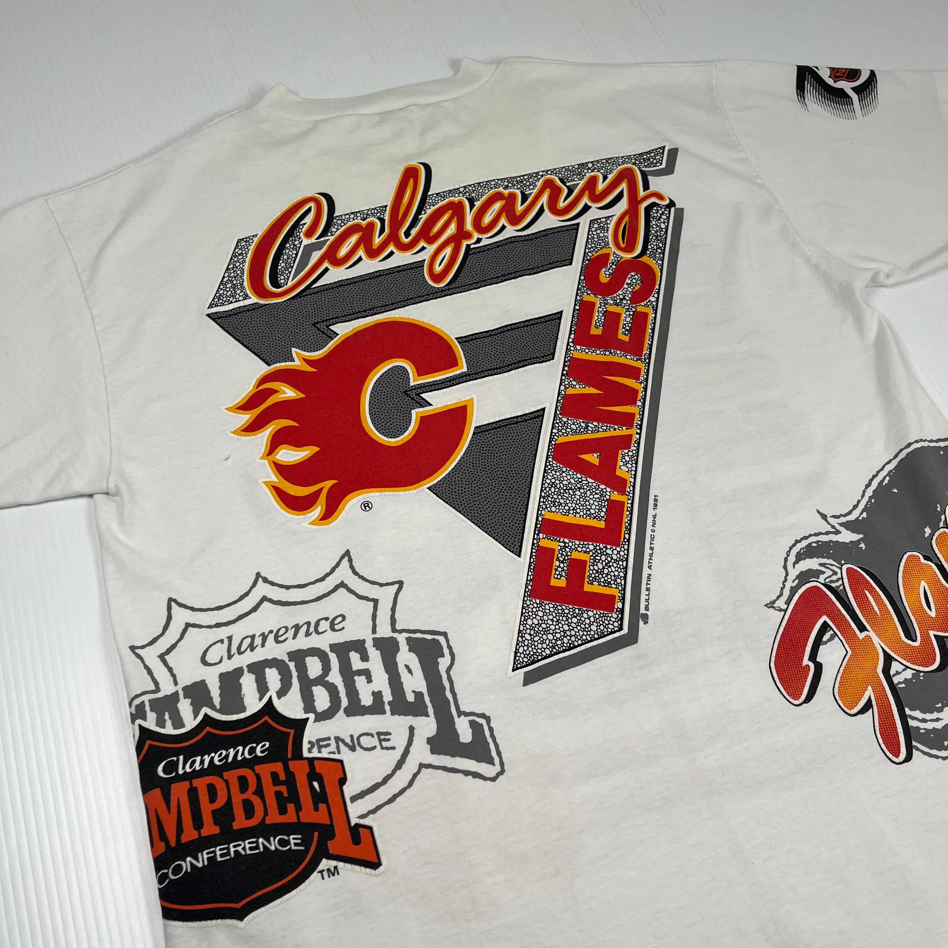 1991 Bulletin Athletic Calgary Flames AOP NHL Tee XL