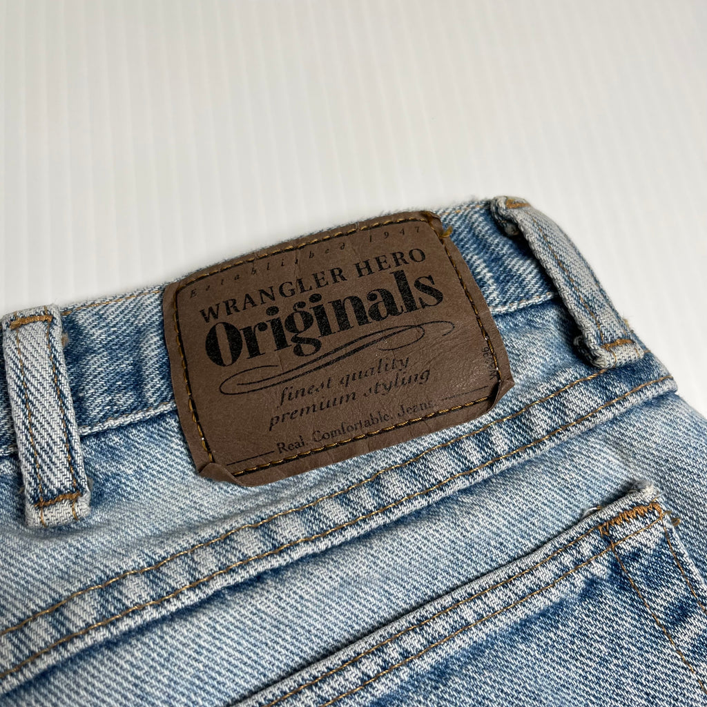 Vintage Wrangler Hero Light Wash Denim Shorts 38