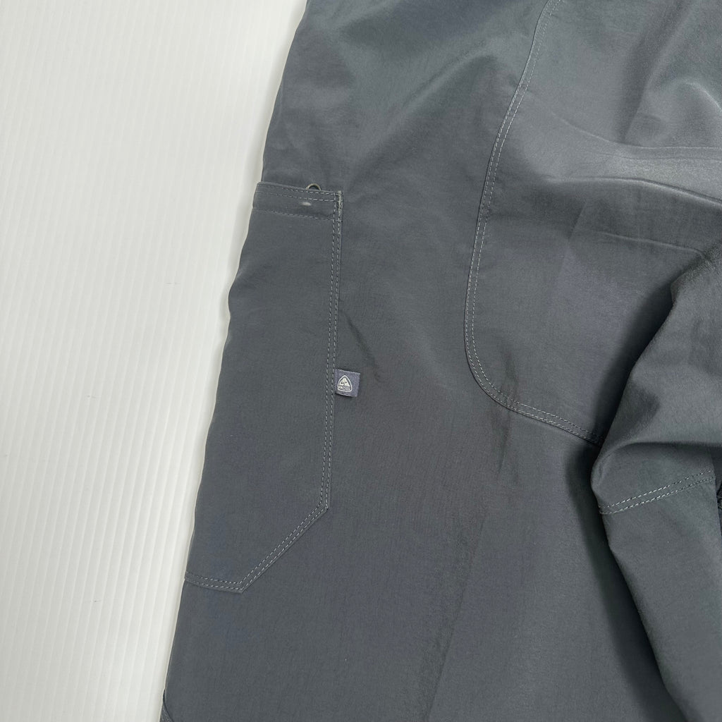 Vintage Nike ACG Wide Leg Cargo Pants L
