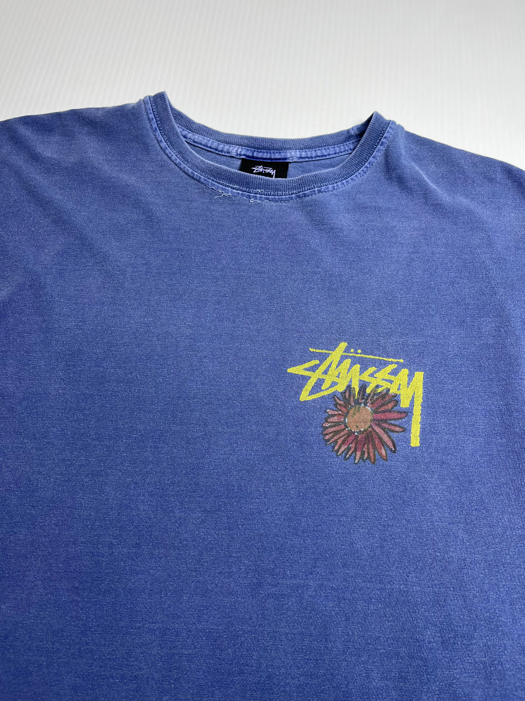 Stussy Flower and Skull Graphic Tee M