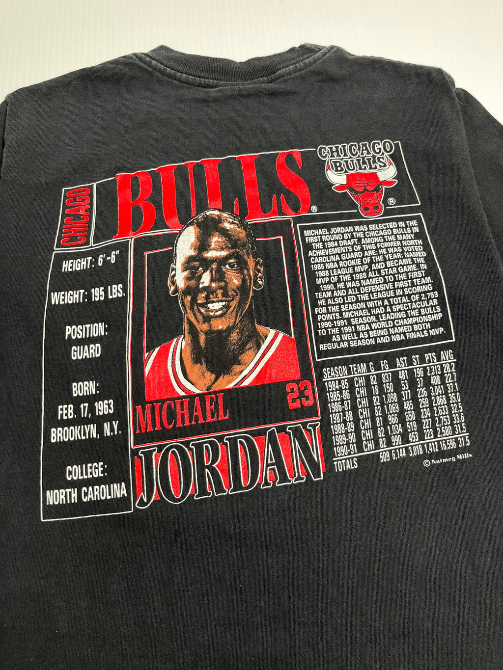 90s Nutmeg Michael Jordan Chicago Bulls Stats Tee Youth L
