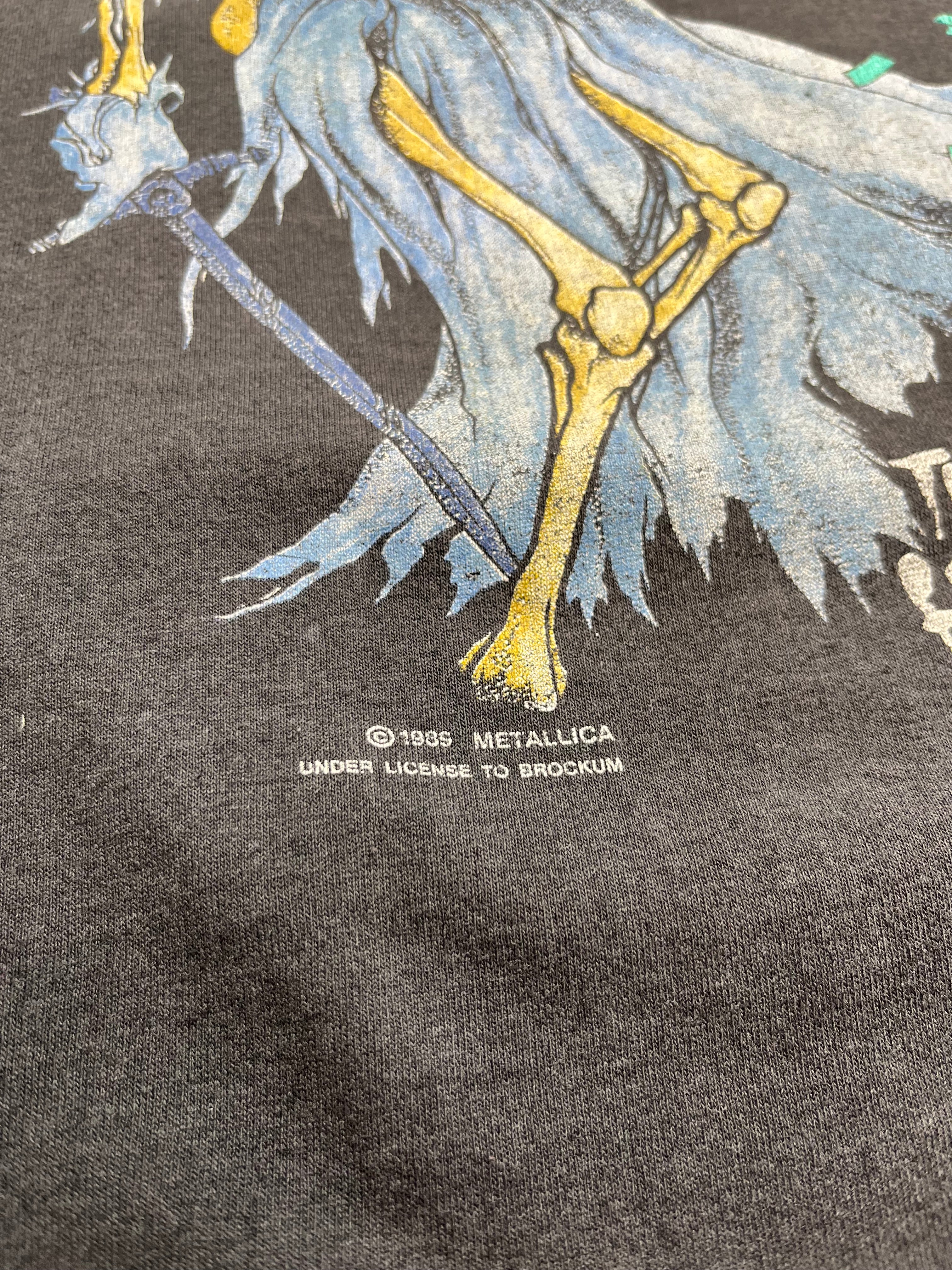 1989 Metallica Their Money Tips Her Scales Faded Tee M