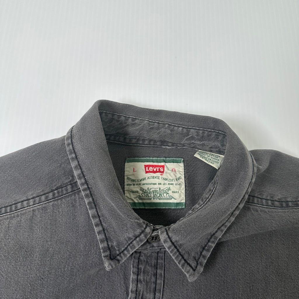 Vintage Levi's Denim Button Up Shirt L