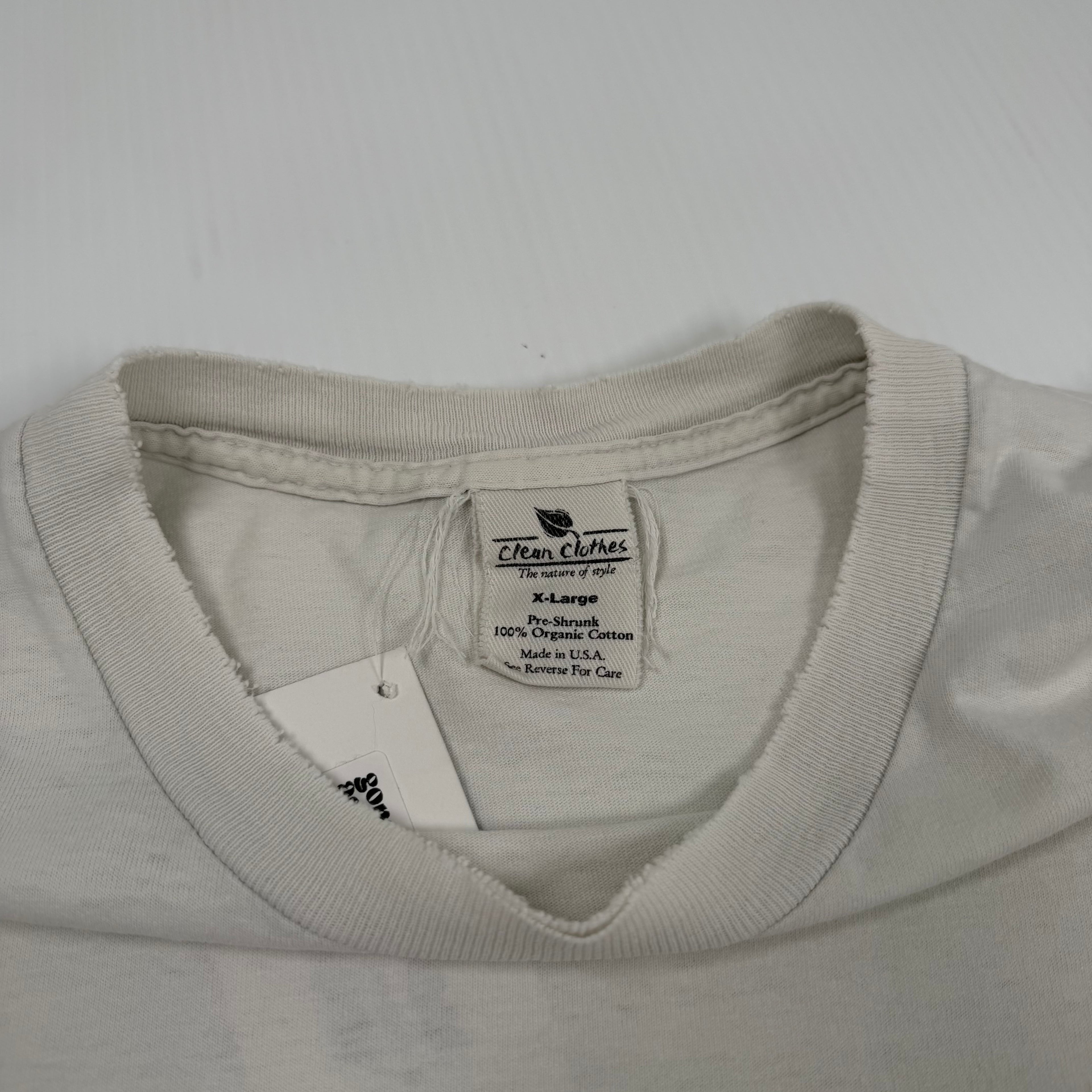 Vintage Henry David Thoreau Quote Tee XL