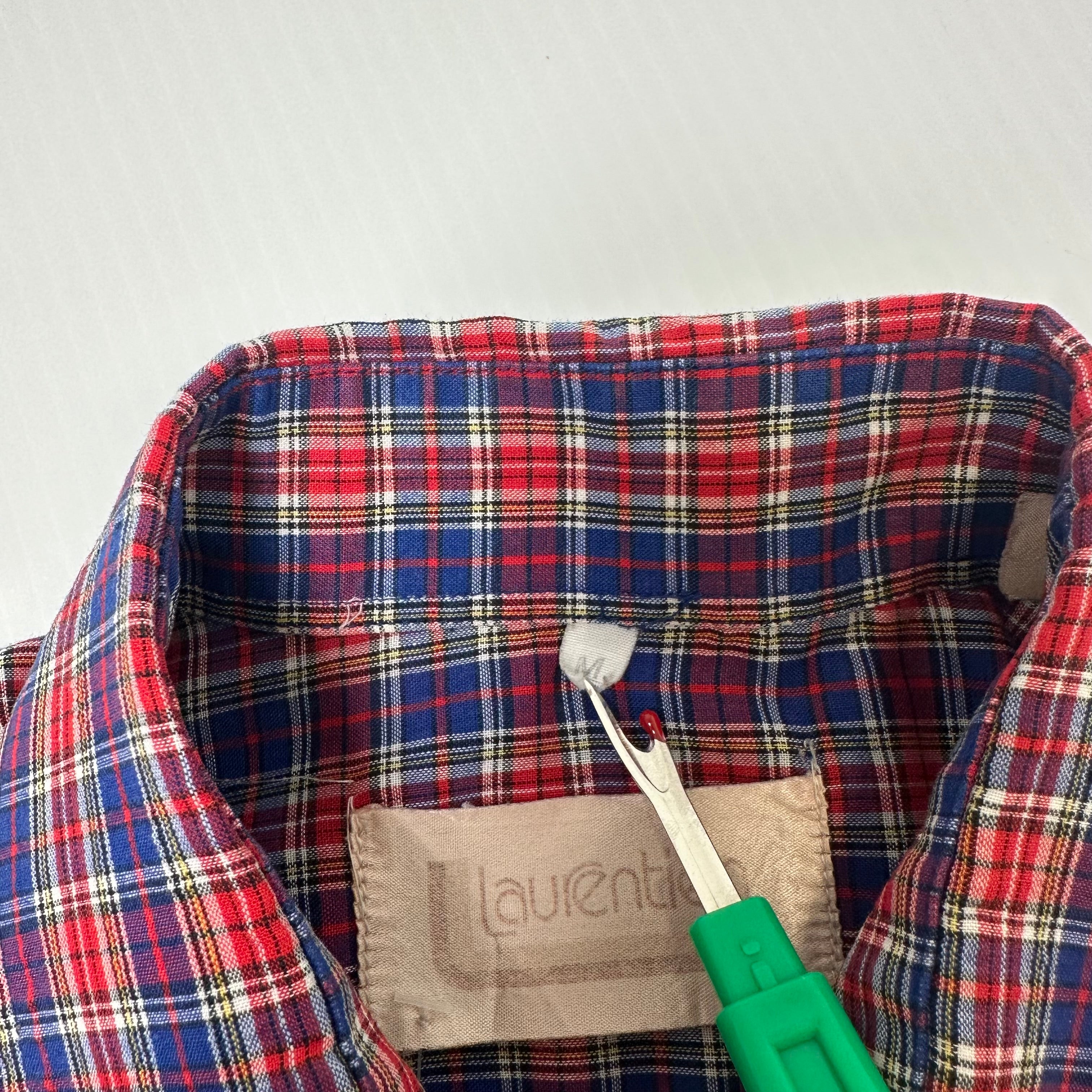 Vintage Laurentien Plaid Short Sleeve Button Up M