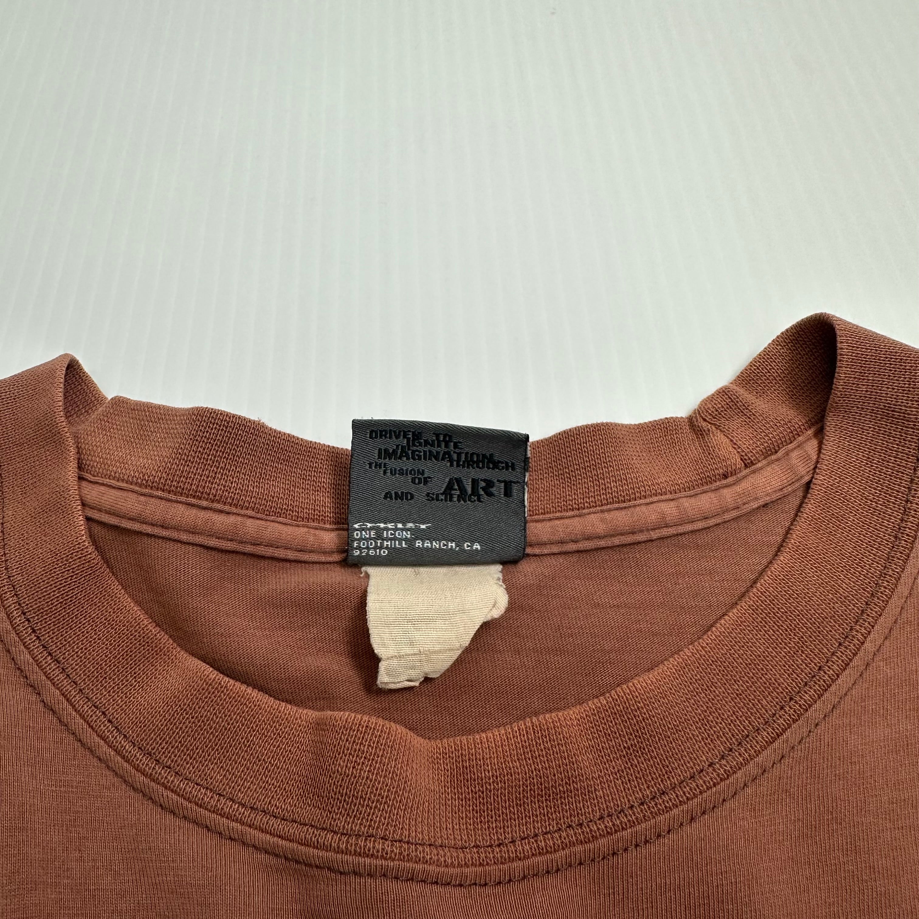 Vintage Oakley Remove Before Flight Graphic Tee XL