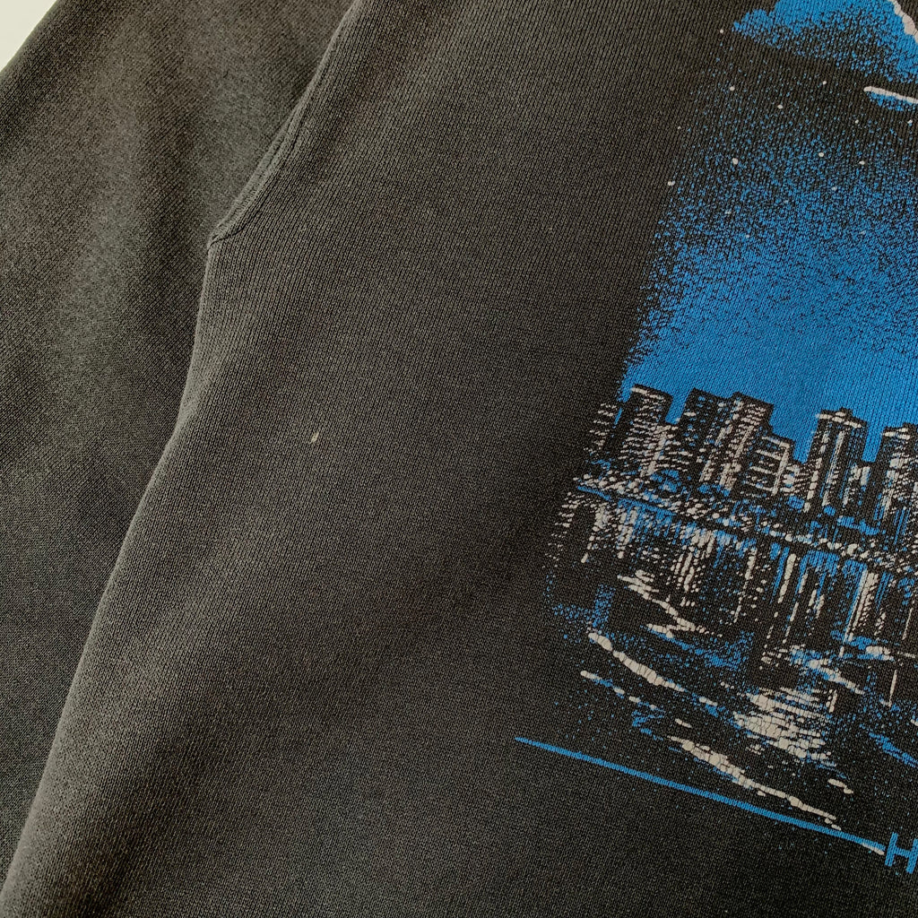 90s Distressed Moonlighting Waikiki Hawaii Crewneck XL