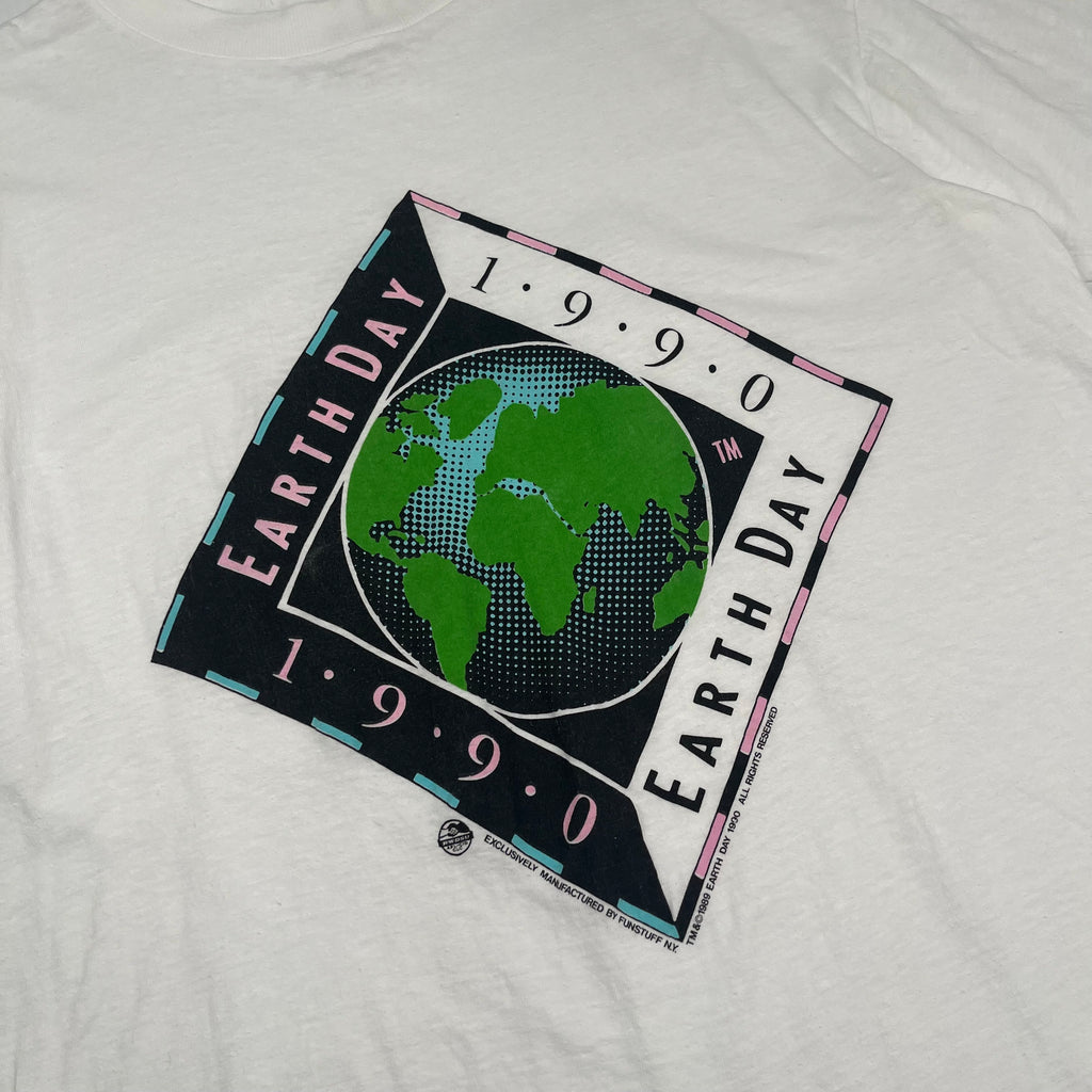 1990 Earth Day Graphic Tee XL