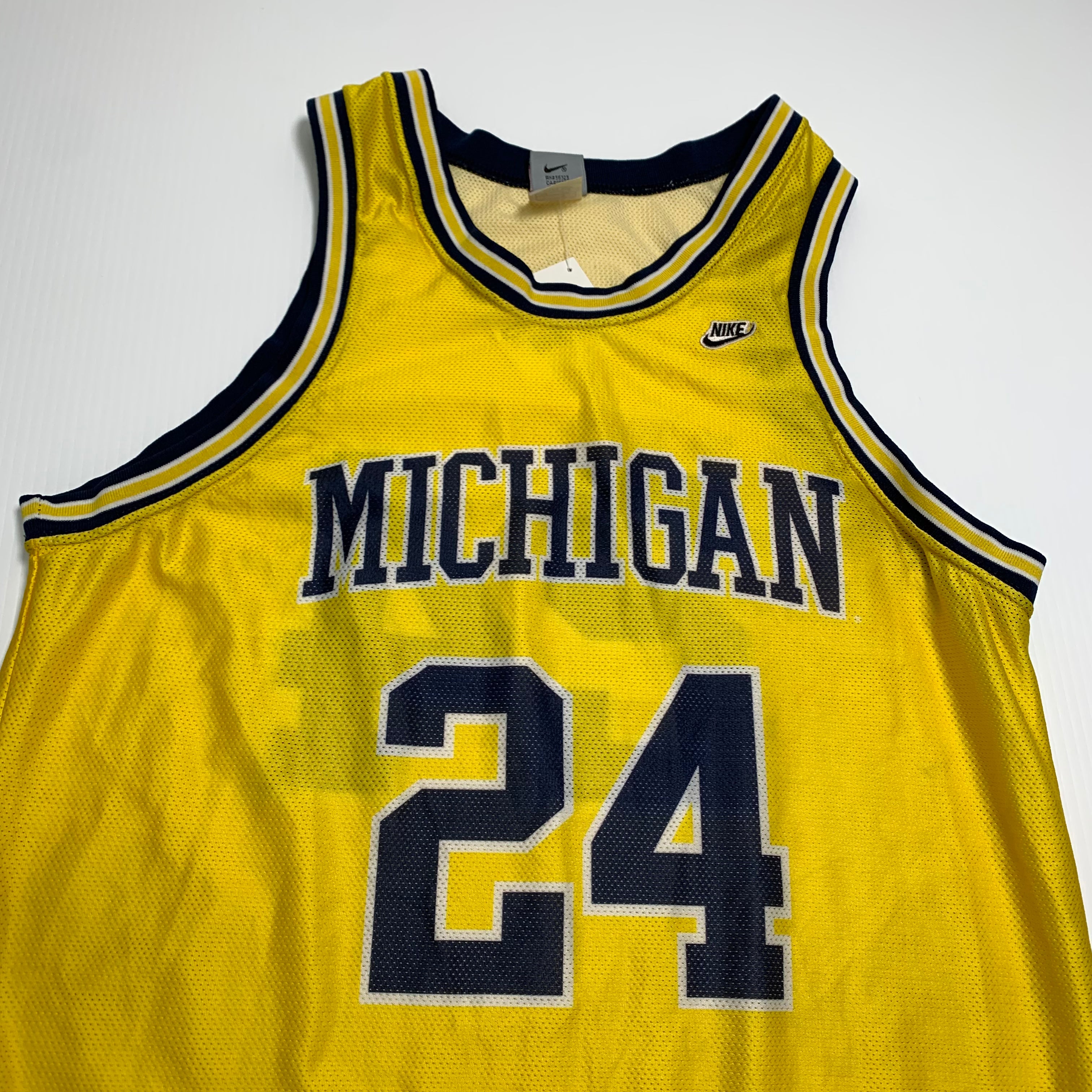 90s Michigan Nike Jersey L