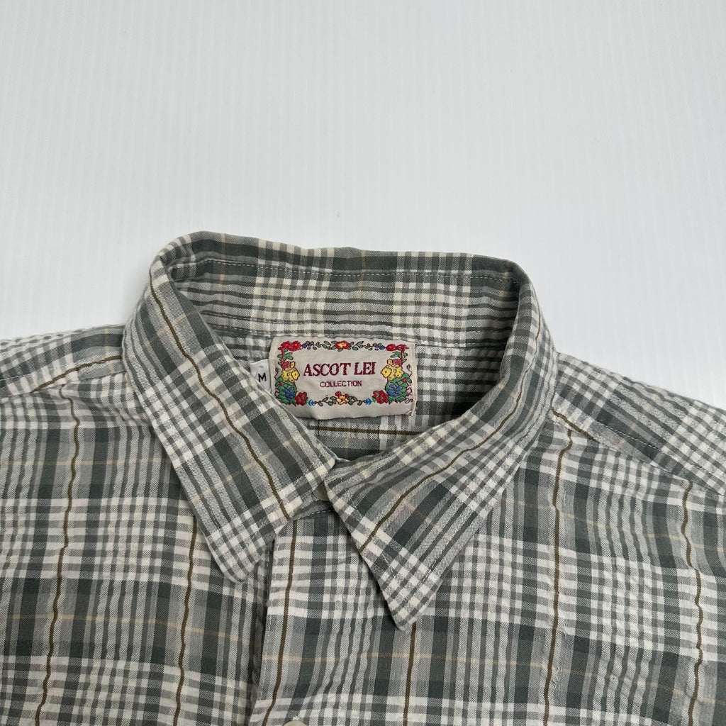 Ascot Lei Plaid Short Sleeve Button Up Shirt M