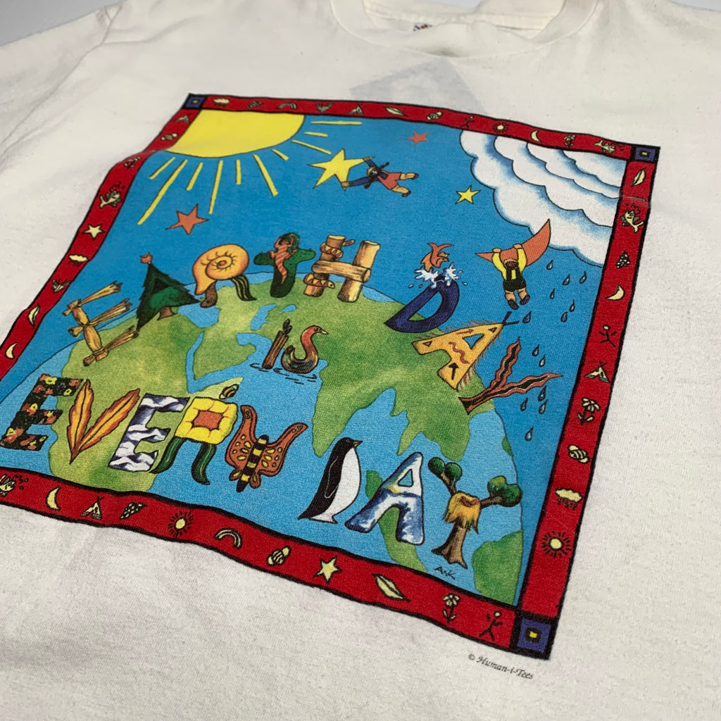 Vintage Earth Day Tee L