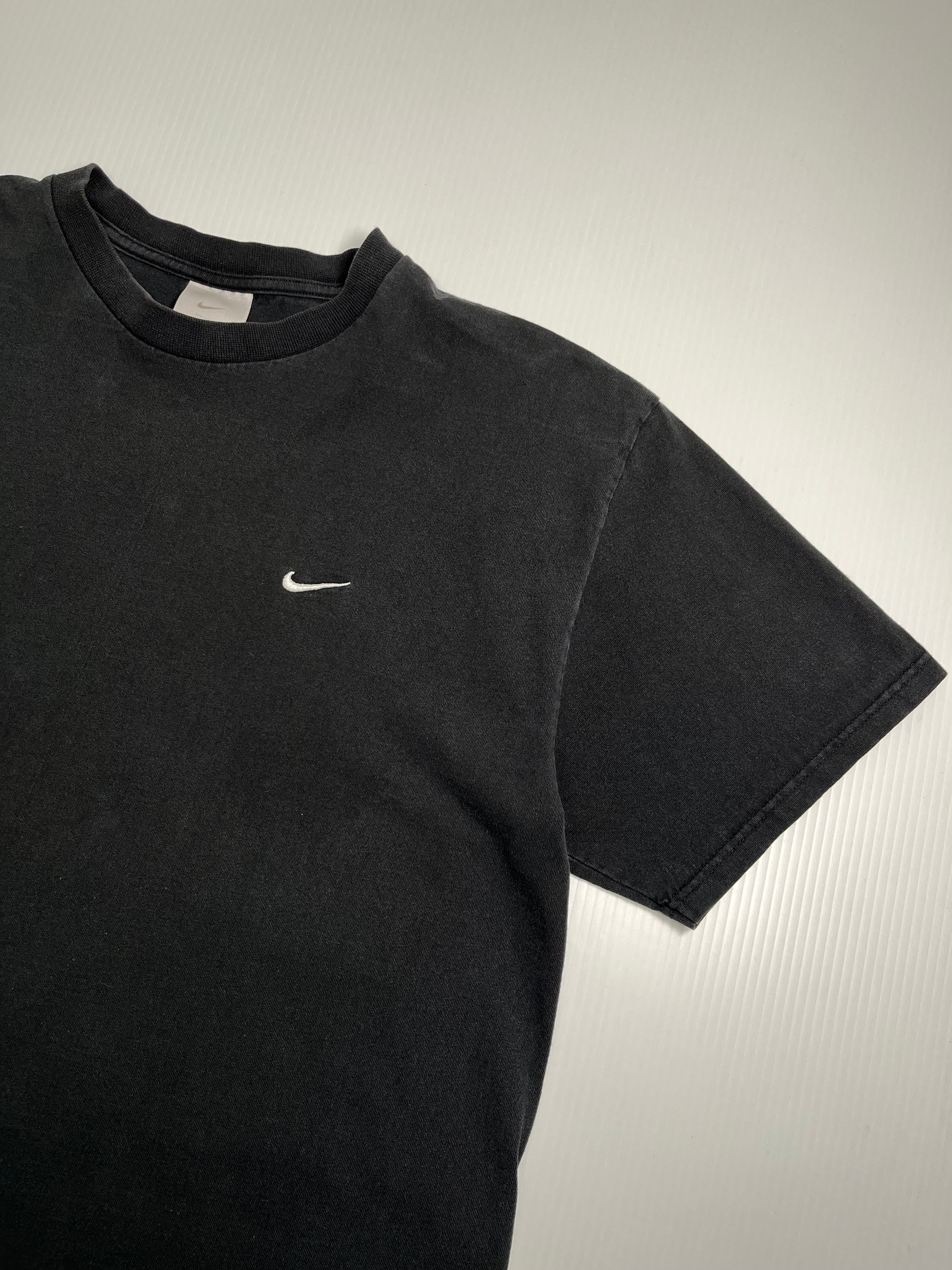 Vintage Nike Mini Swoosh Tee L