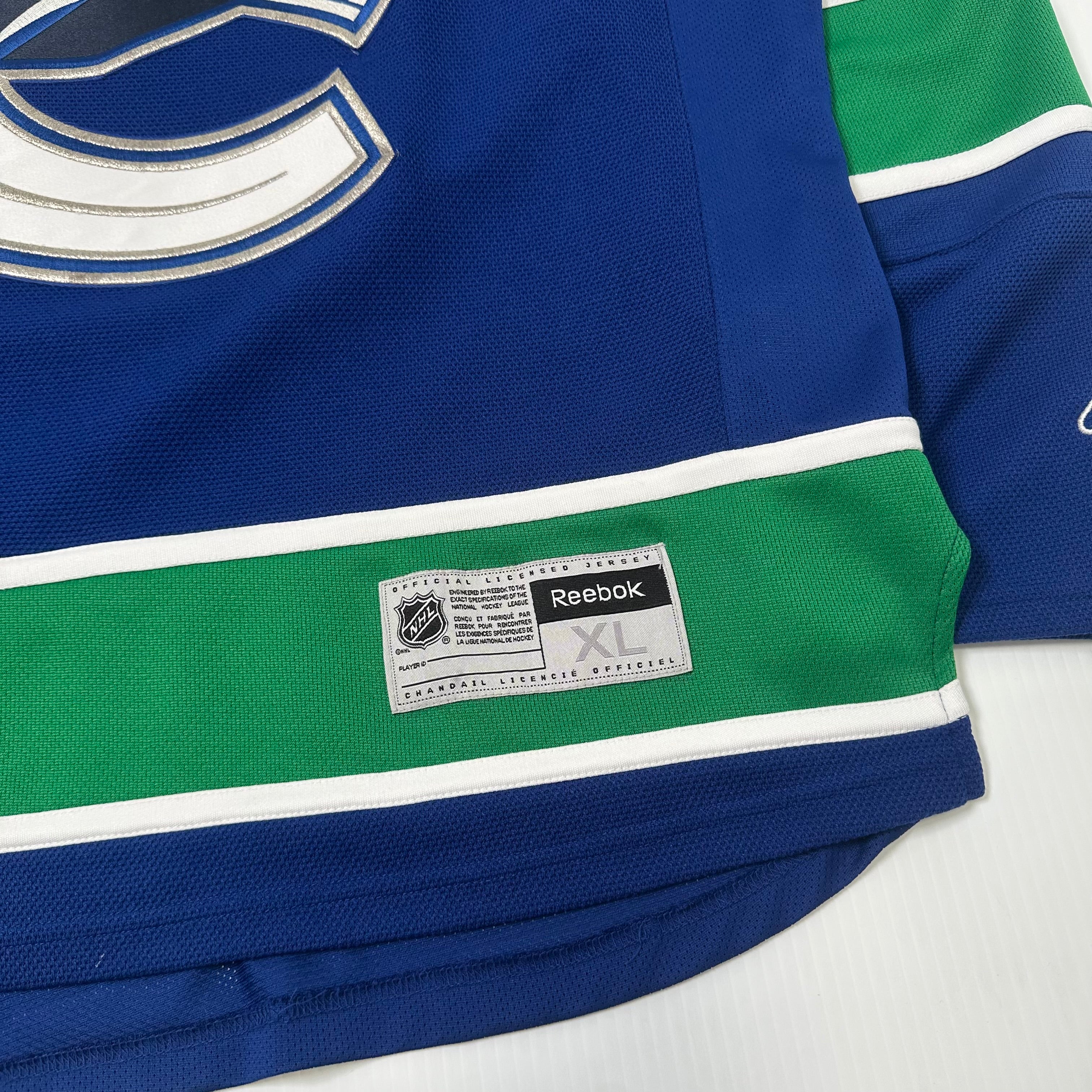 Reebok Vancouver Canucks Luongo #1 NHL Hockey Jersey XL