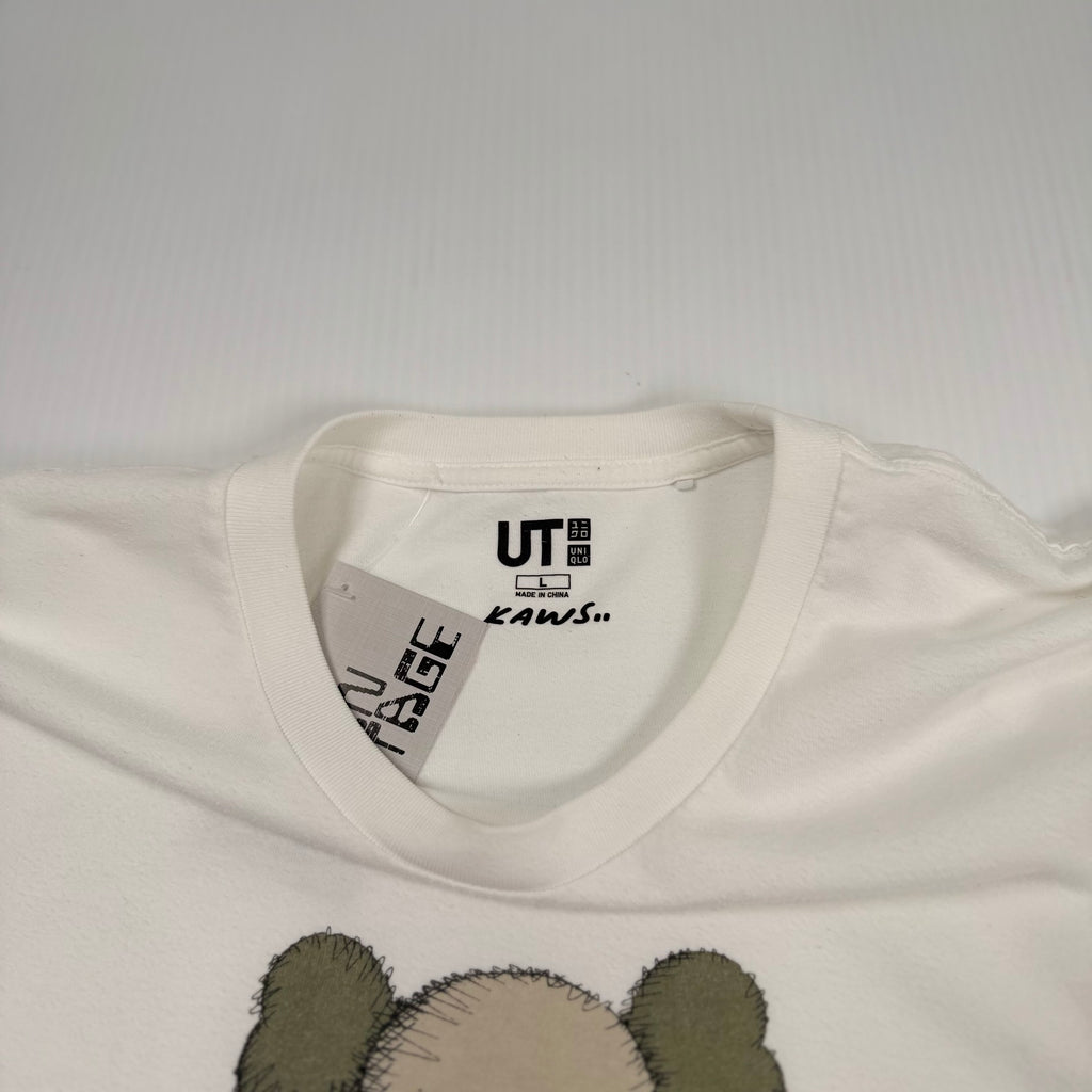 KAWS x Uniqlo Sesame Street Graphic Tee L