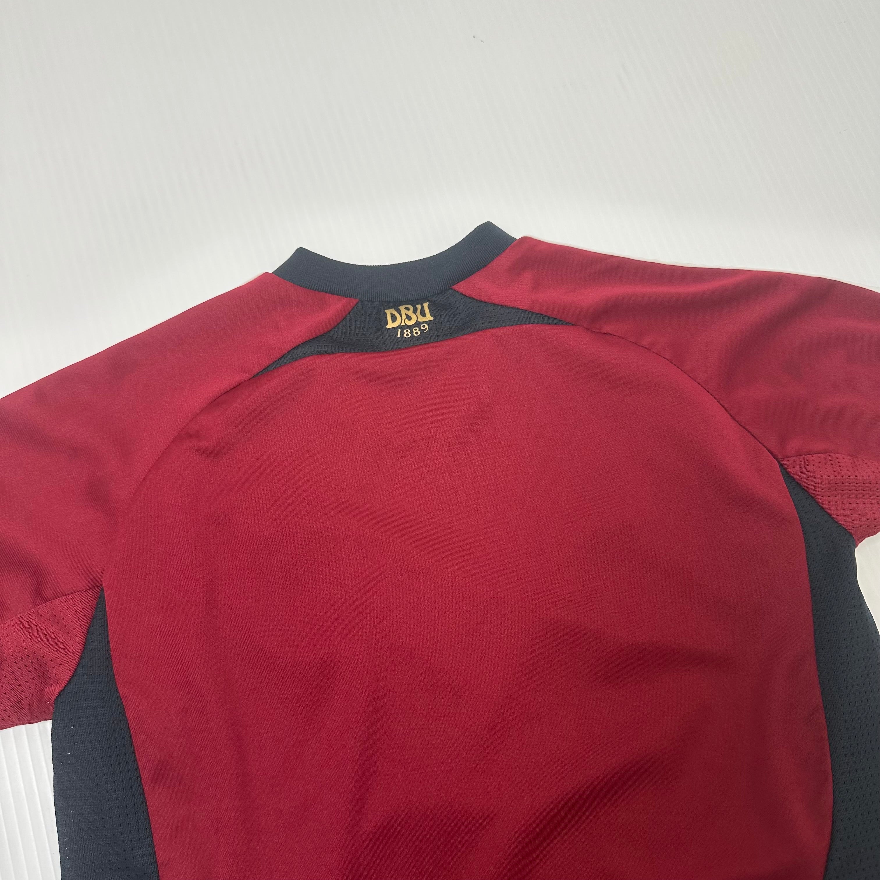 2010 Adidas Denmark International Training Kit Youth S