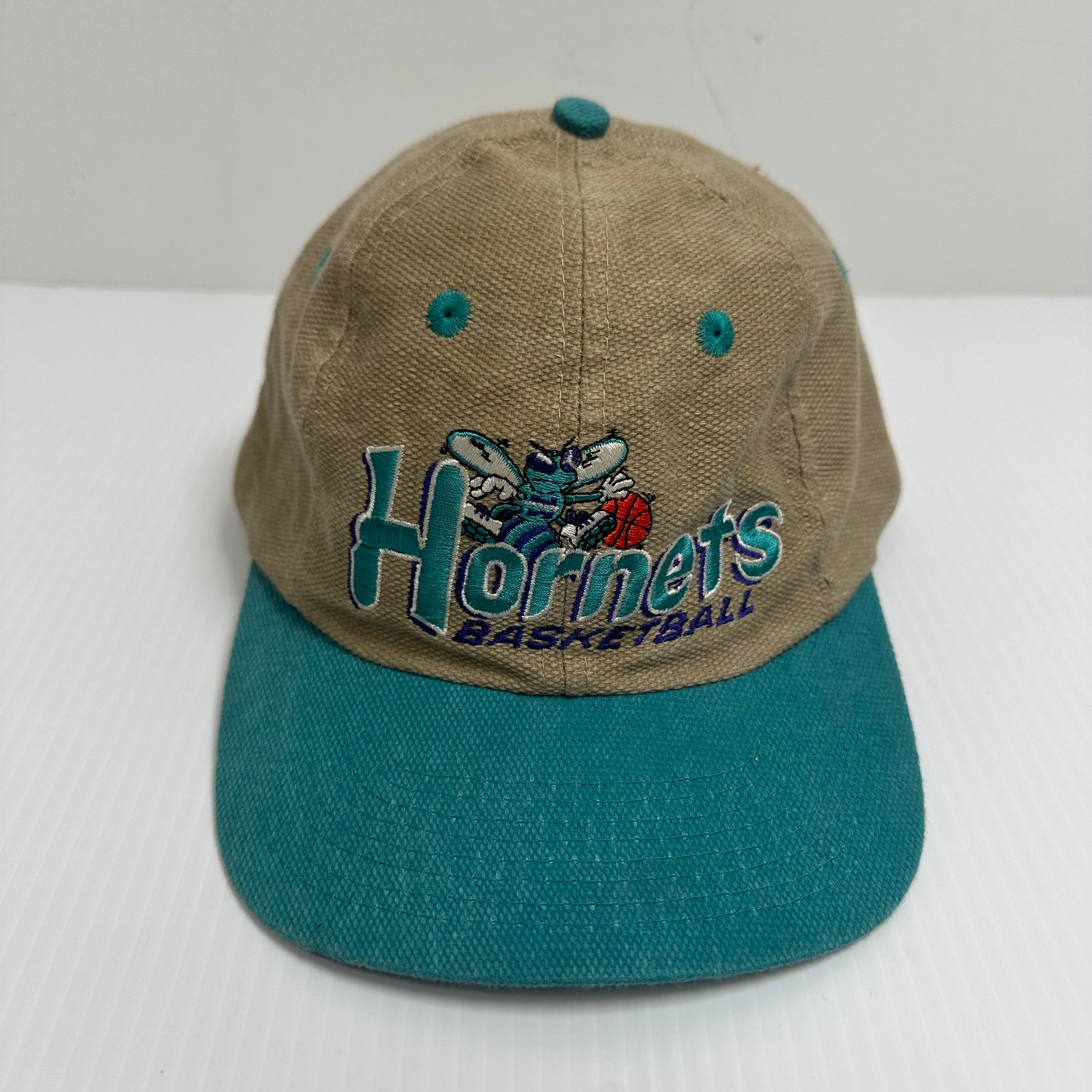 Vintage Logo Athletic Charlotte Hornets Strapback Hat