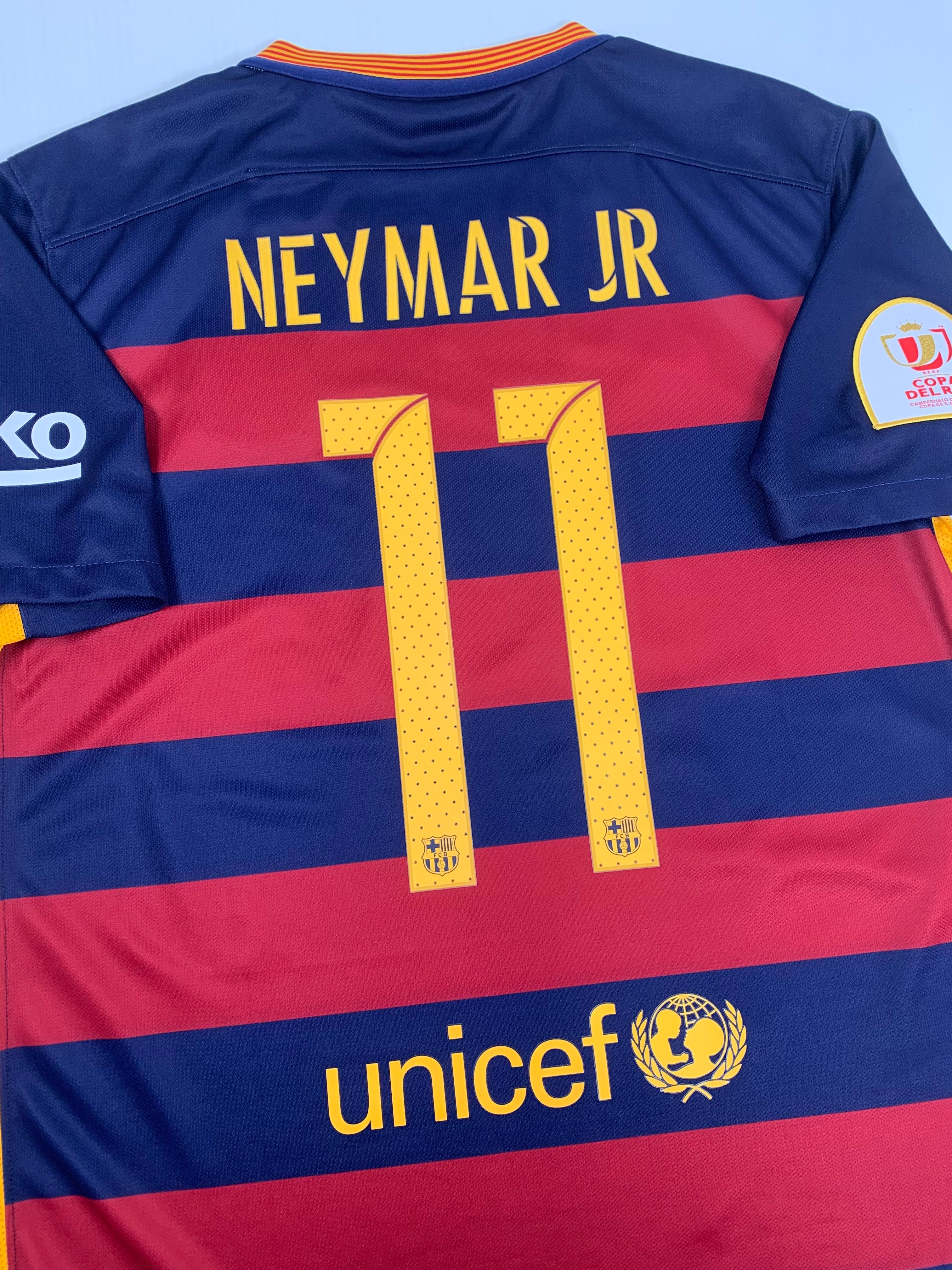2015-16 Nike FC Barcelona Neymar #11 Copa Del Ray Home Kit M