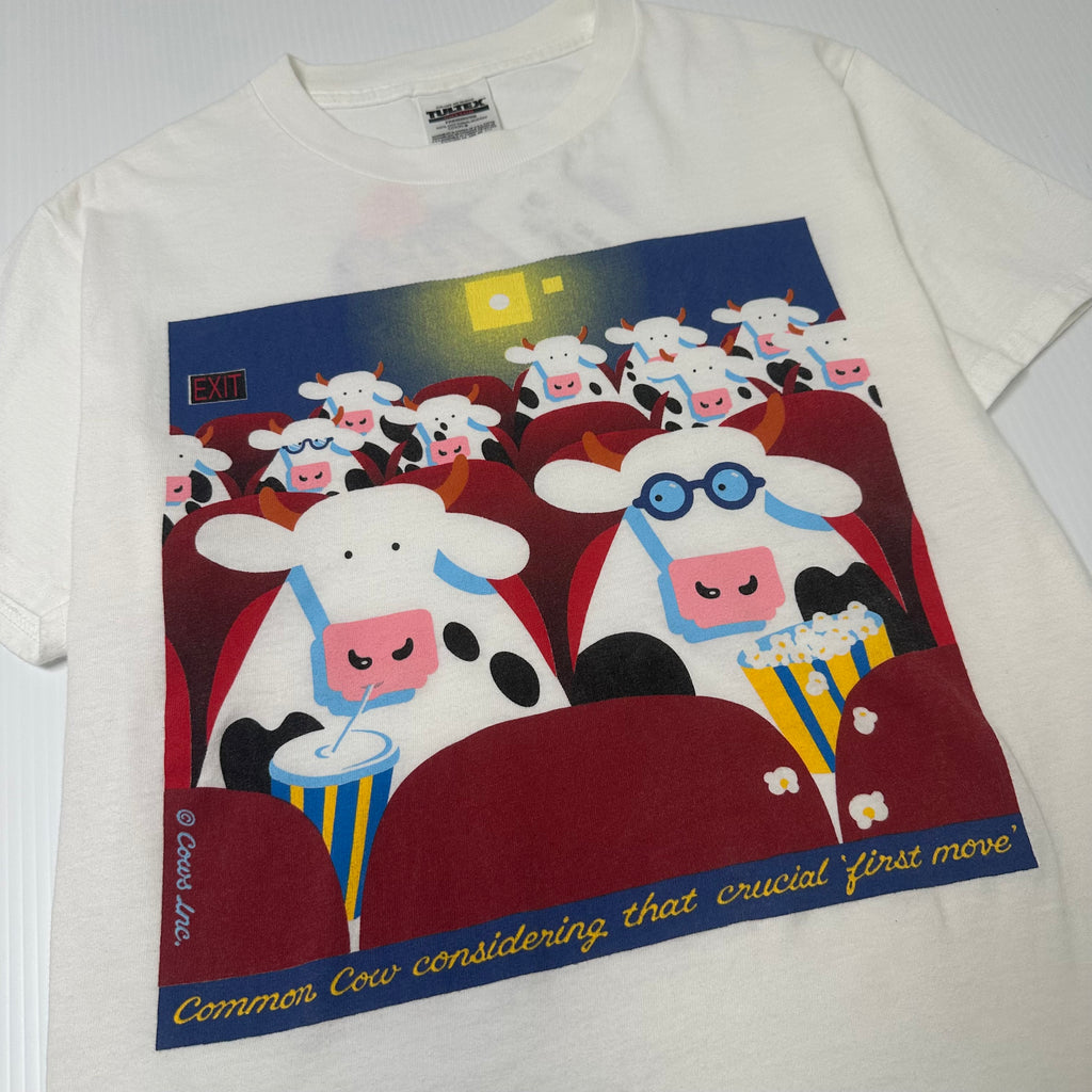 Vintage Cows Movie Theatre Graphic Tee S