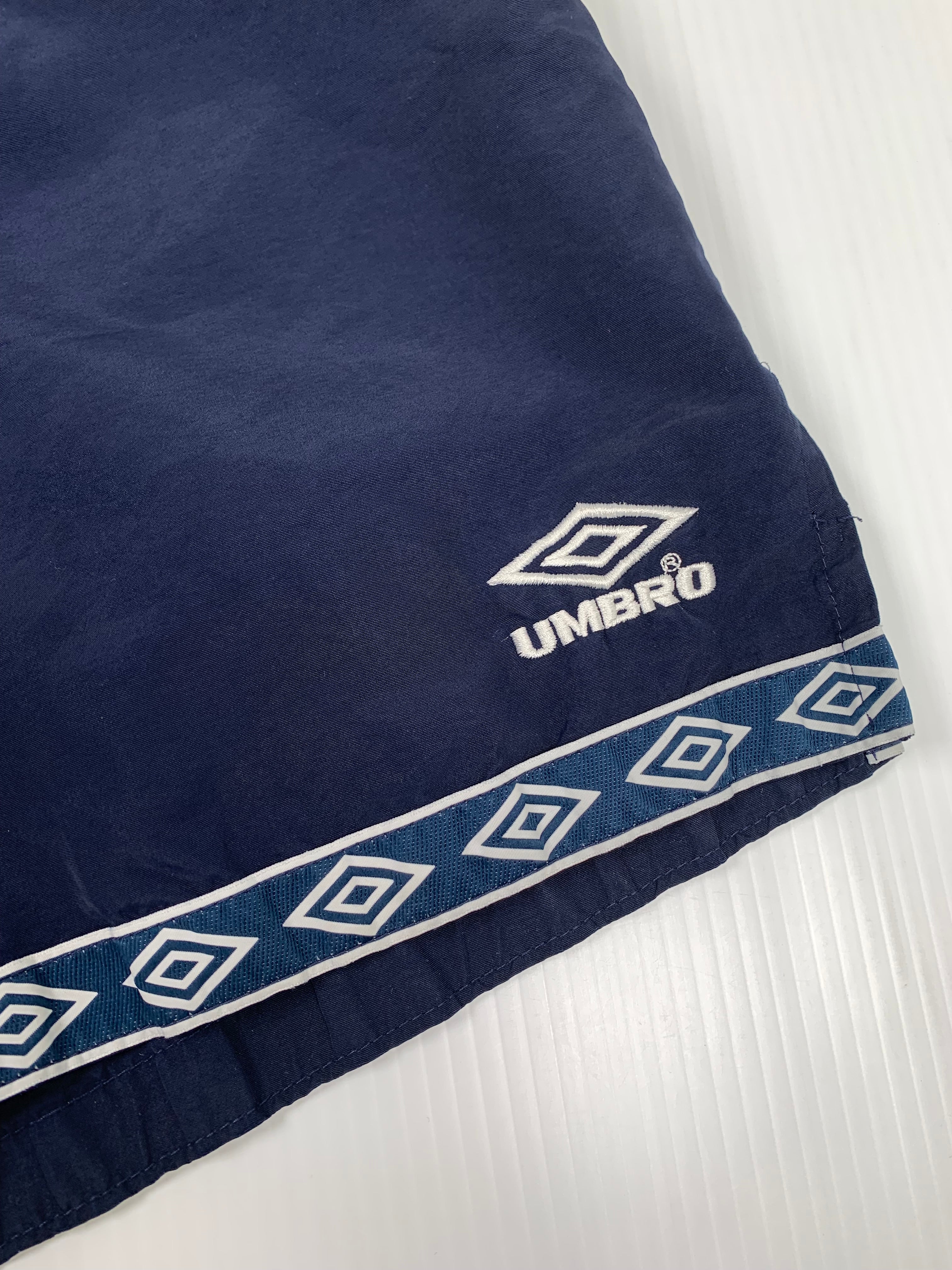 Vintage Umbro Athletic Shorts M