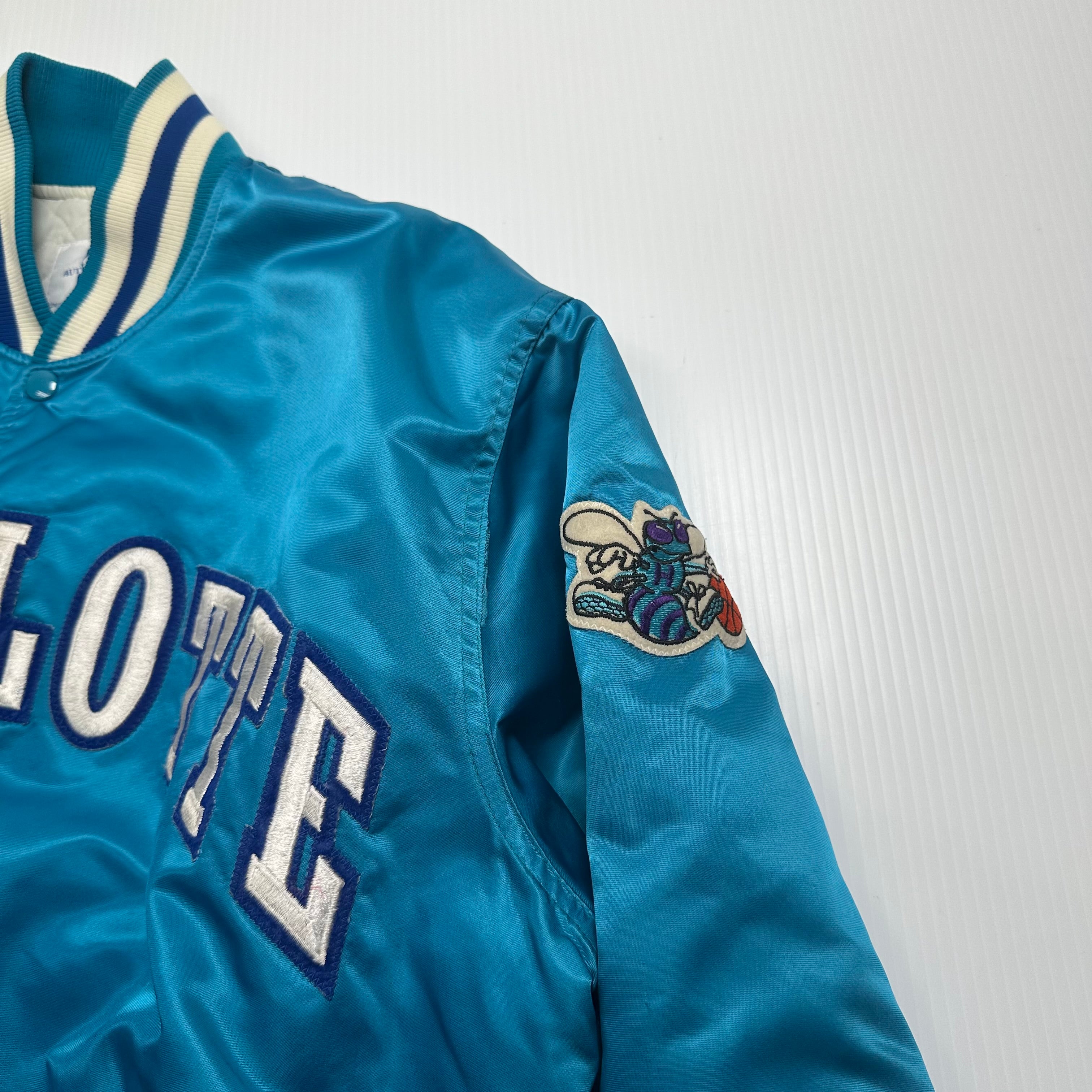 Vintage Starter Charlotte Hornets Satin Jacket XL