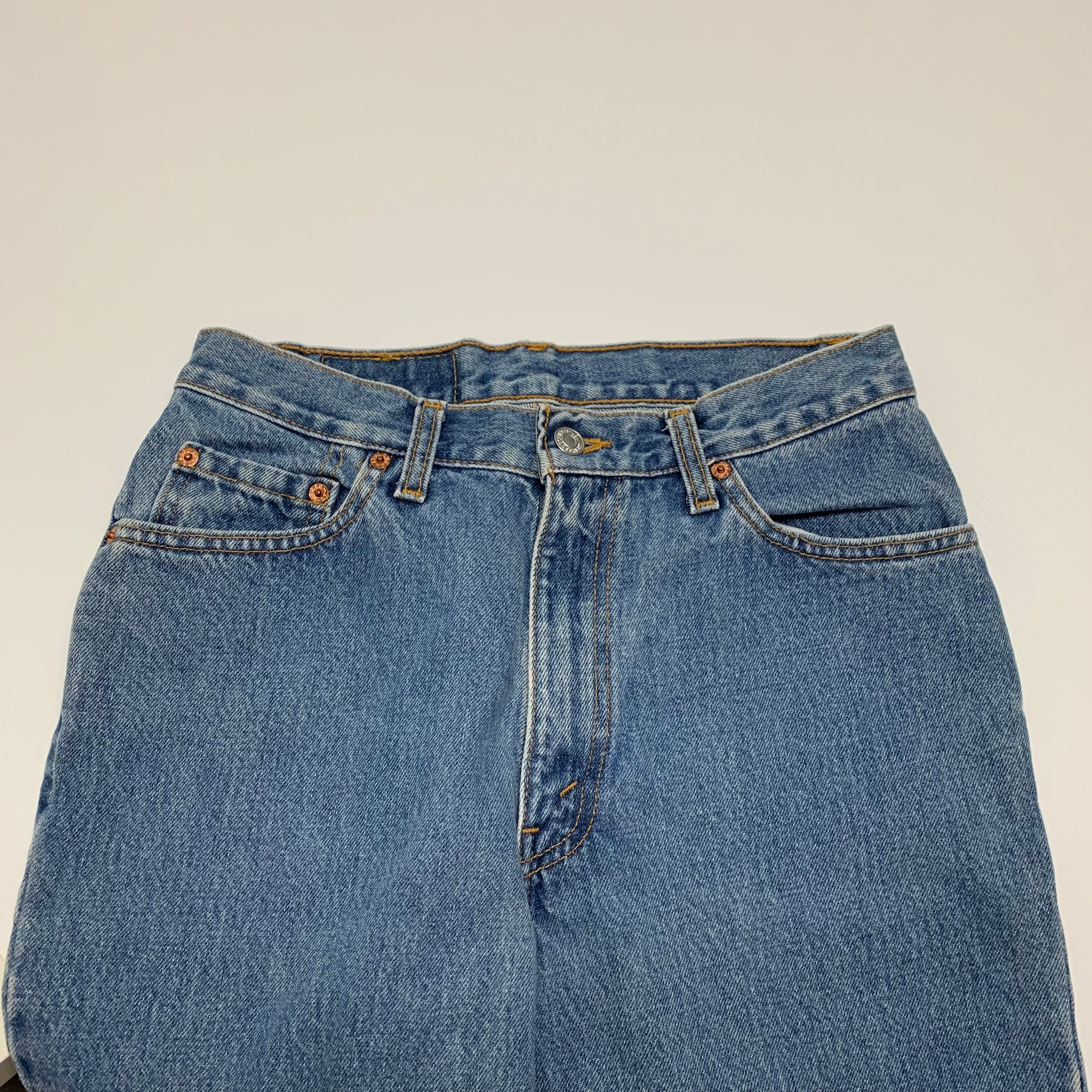 Vintage Medium Wash Levi’s 512 28x31.5