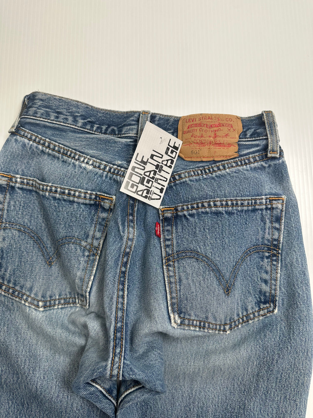 Vintage Levi's 501 Medium Wash Denim 27