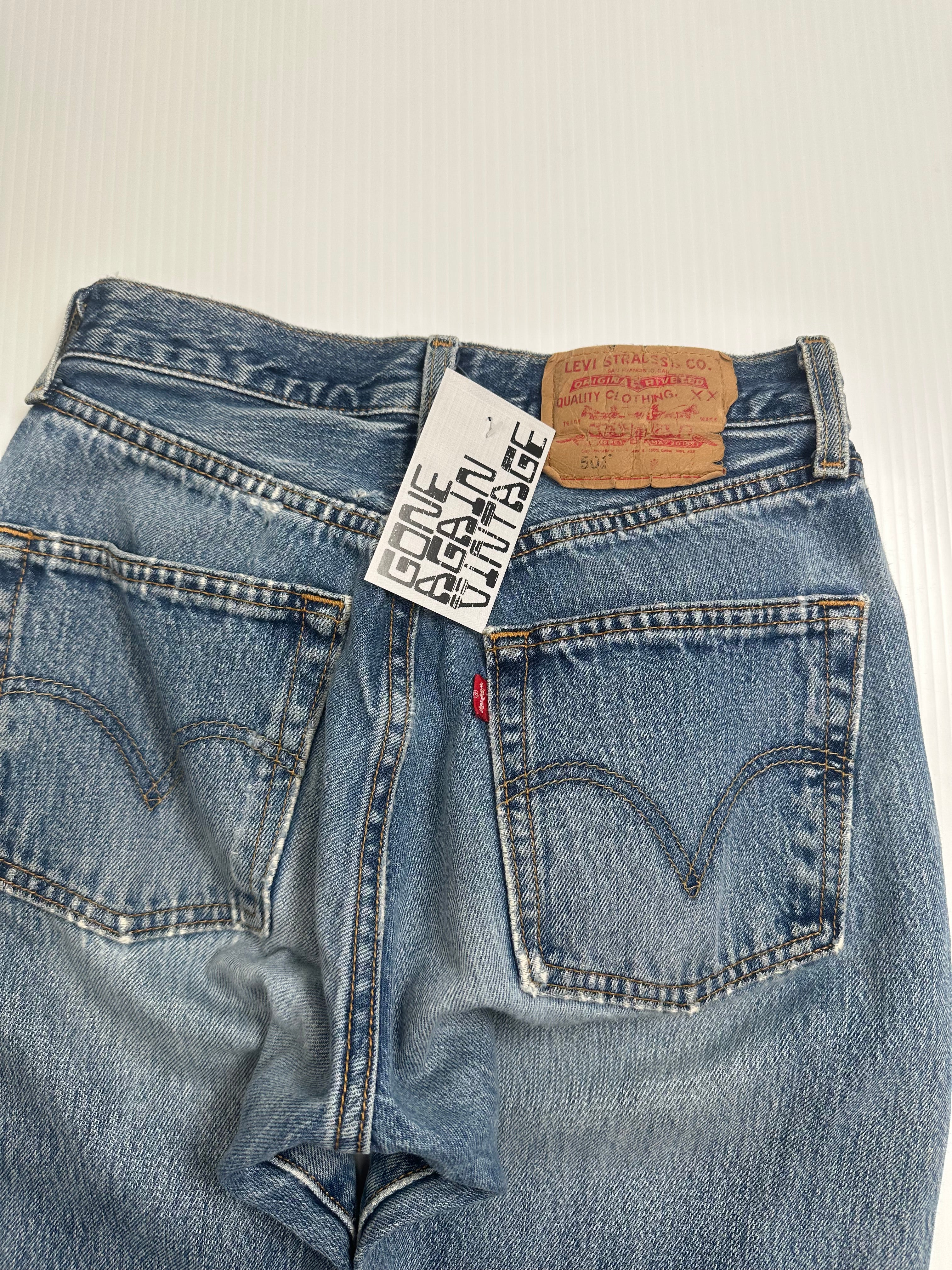 Vintage Levi's 501 Medium Wash Denim 27