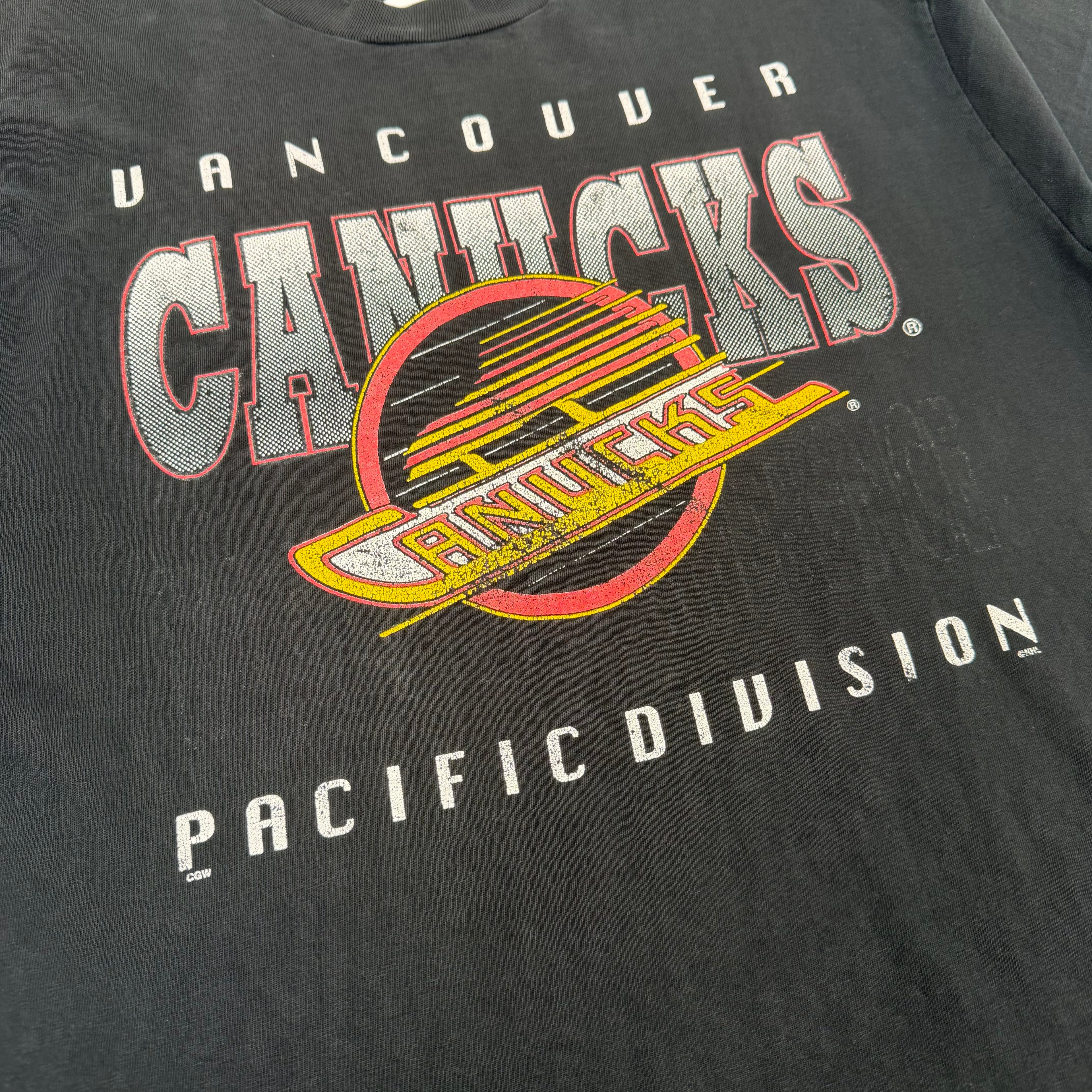90s Waves Vancouver Canucks NHL Faded Tee L