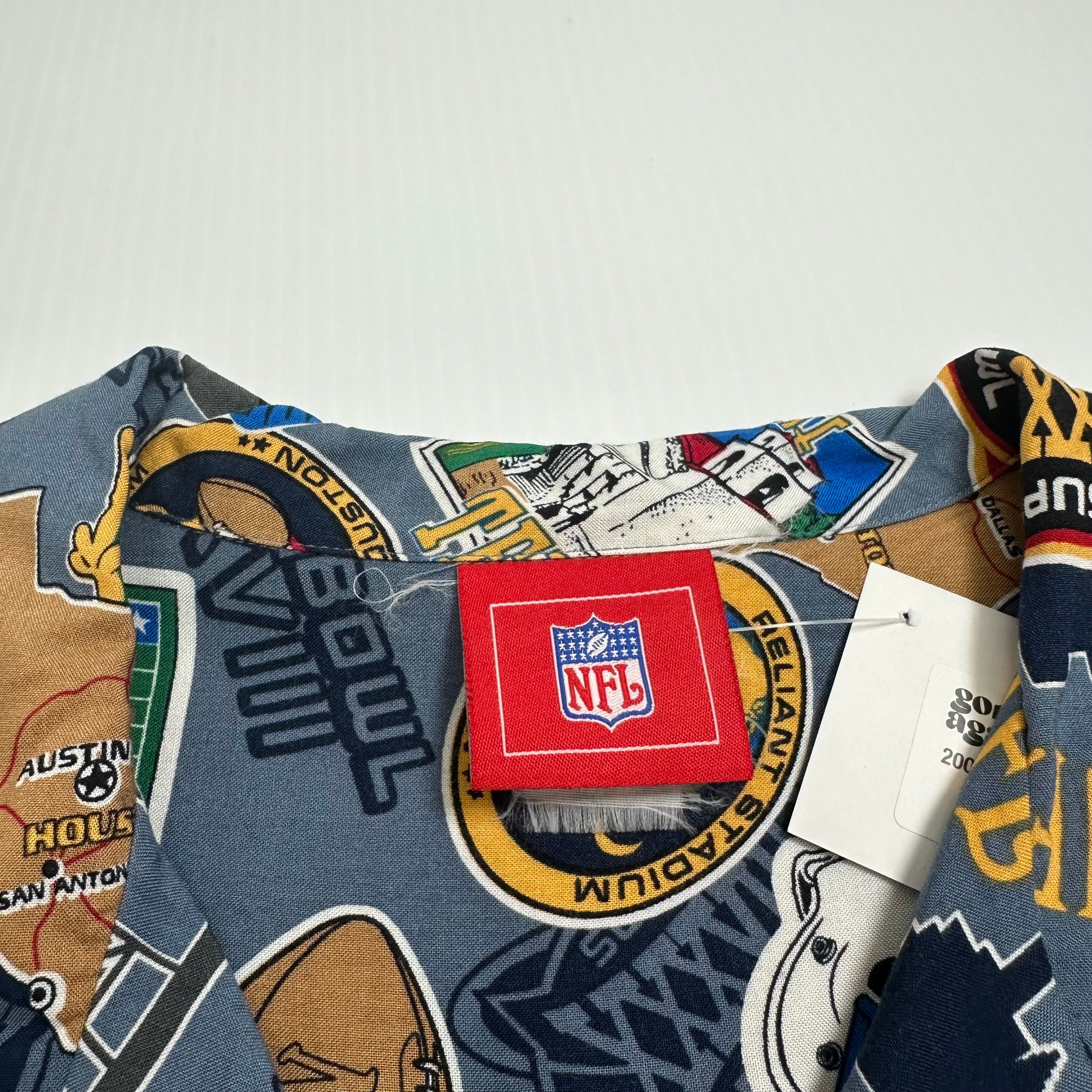 2003 NFL Super Bowl AOP Short Sleeve Button Up Shirt XXL