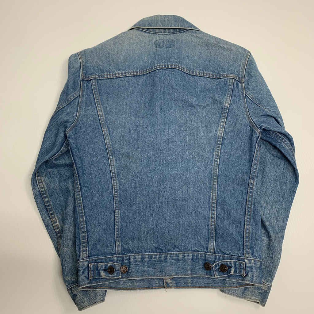 Vintage Light Wash Levi’s Denim Jacket S