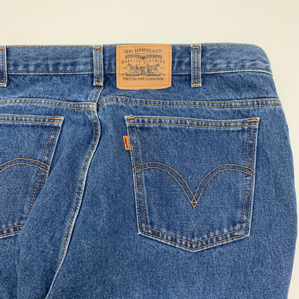 Vintage Medium Wash Levi’s Orange Tab 565 34x32