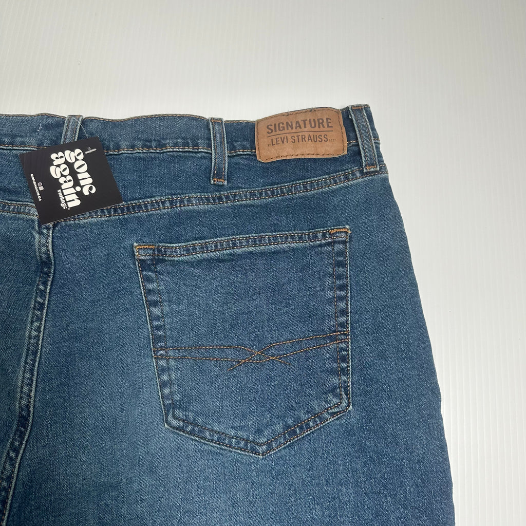 Levi's Medium Wash Baggy Denim Shorts 40