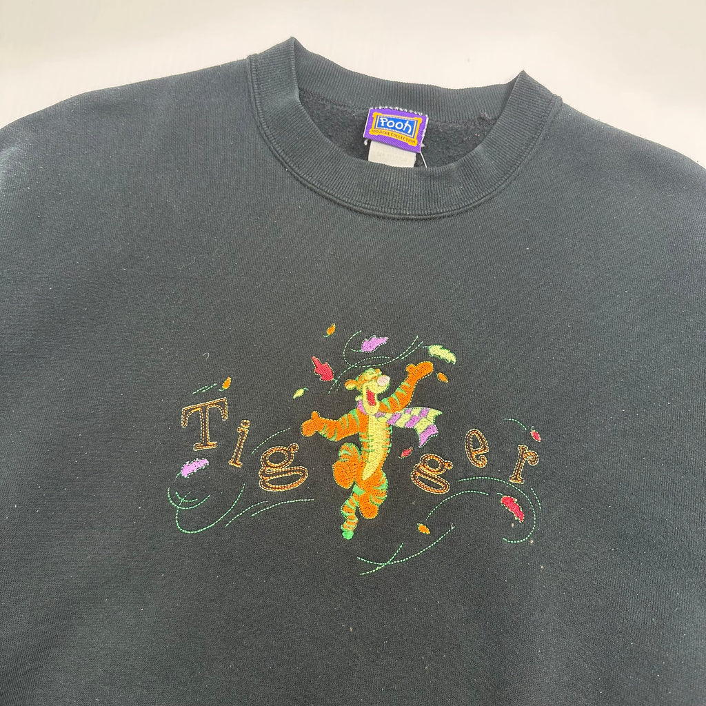 Vintage Tigger Embroidered Crewneck XL