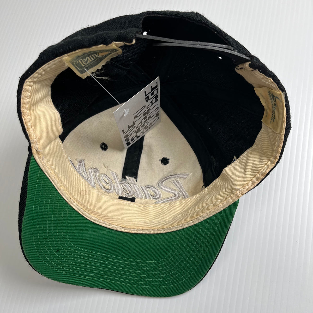 Vintage Los Angeles Raiders Cityless Script Snapback Hat