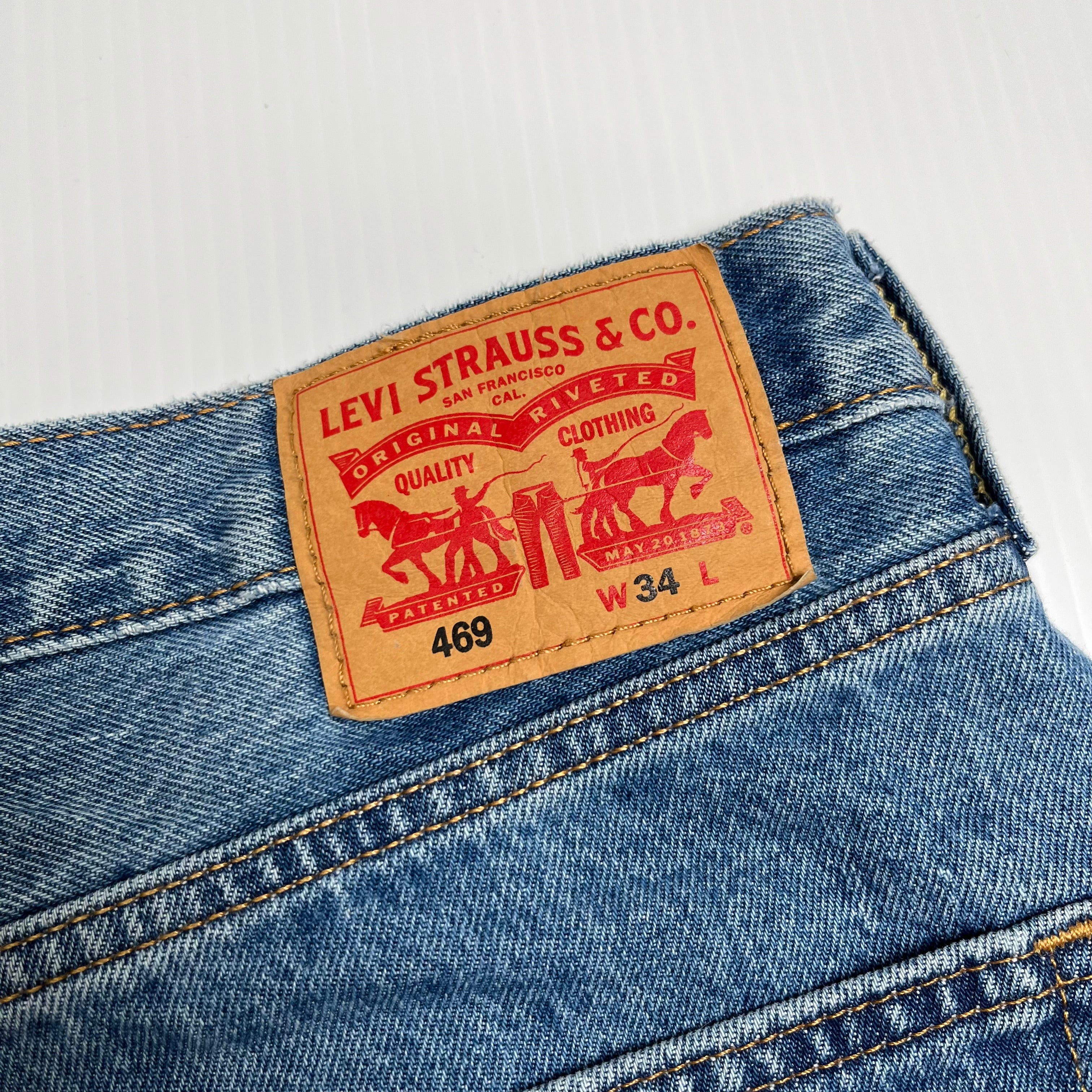 Levi's 469 Baggy Denim Shorts 34