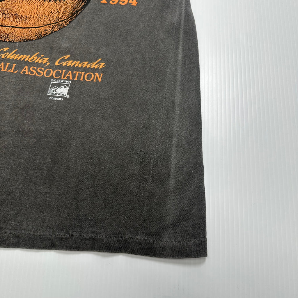 1994 Vancouver Grizzlies NBA Graphic Tee M