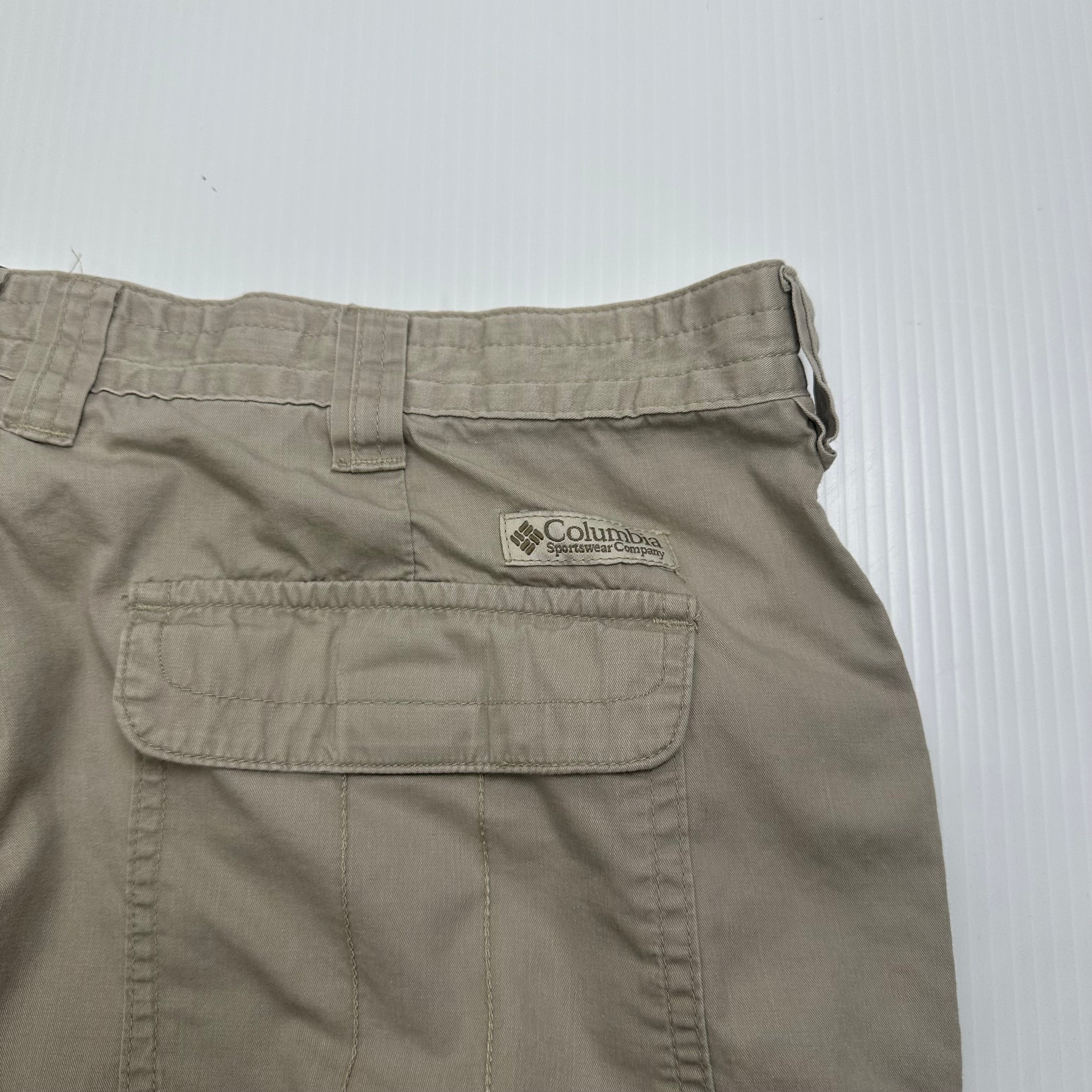 Columbia Outdoors Cargo Shorts 36