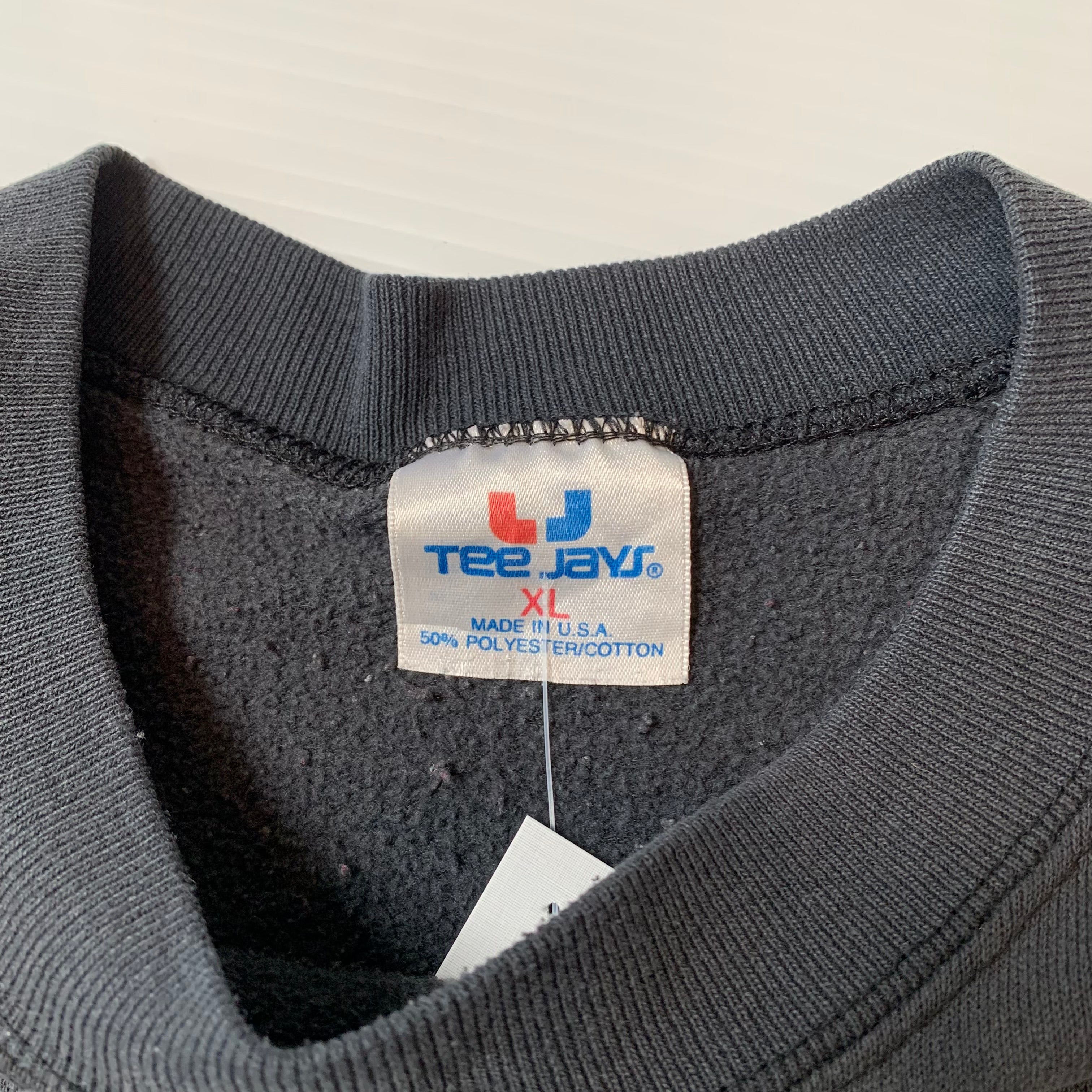 90s Distressed Moonlighting Waikiki Hawaii Crewneck XL
