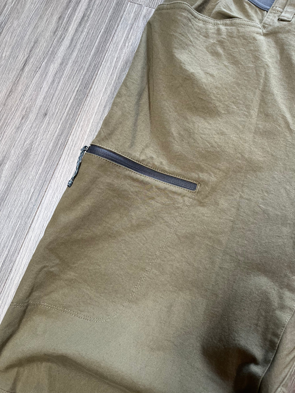 BNWT Patagonia Venga Rock Cargo Pants 32