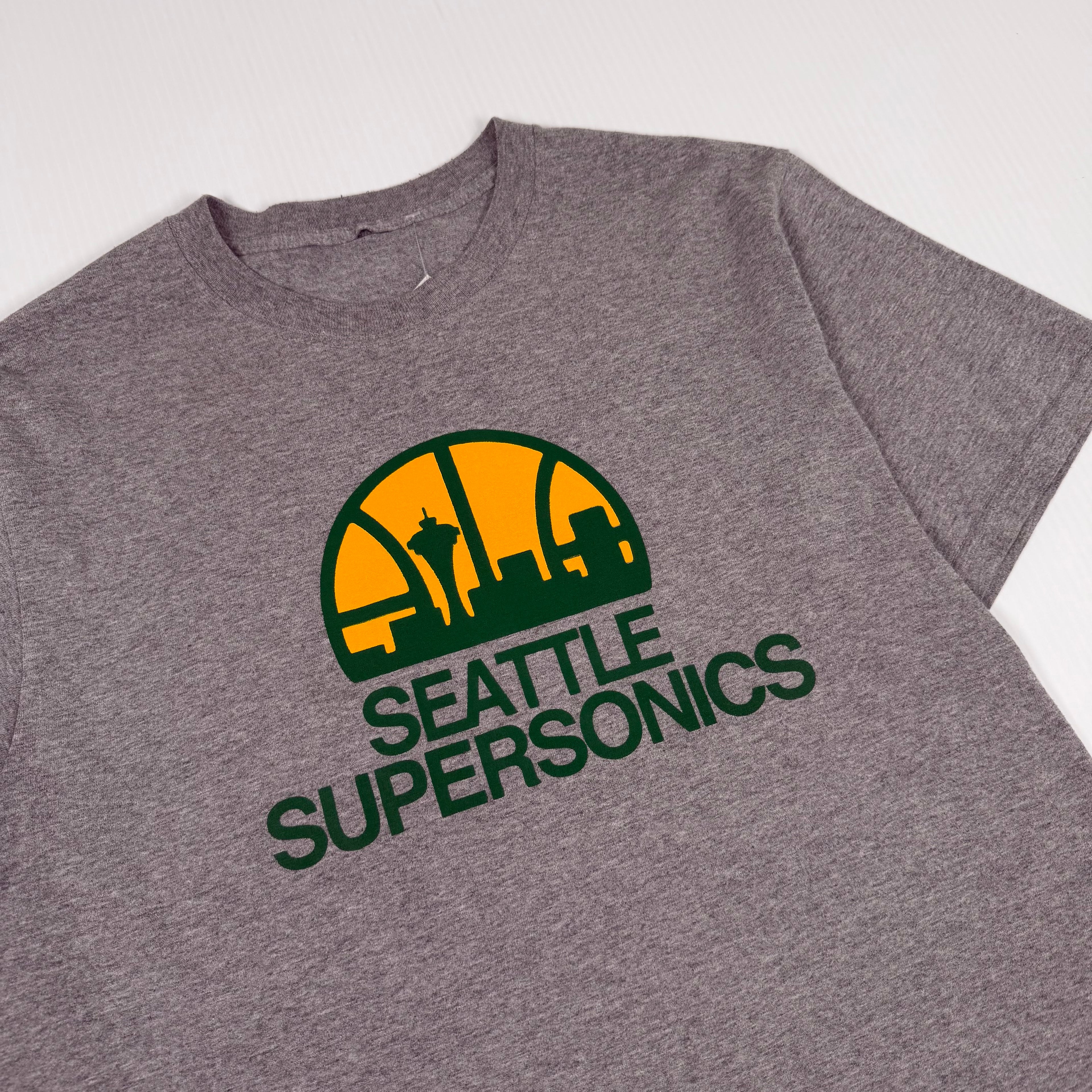 Seattle Supersonics Graphic Tee M