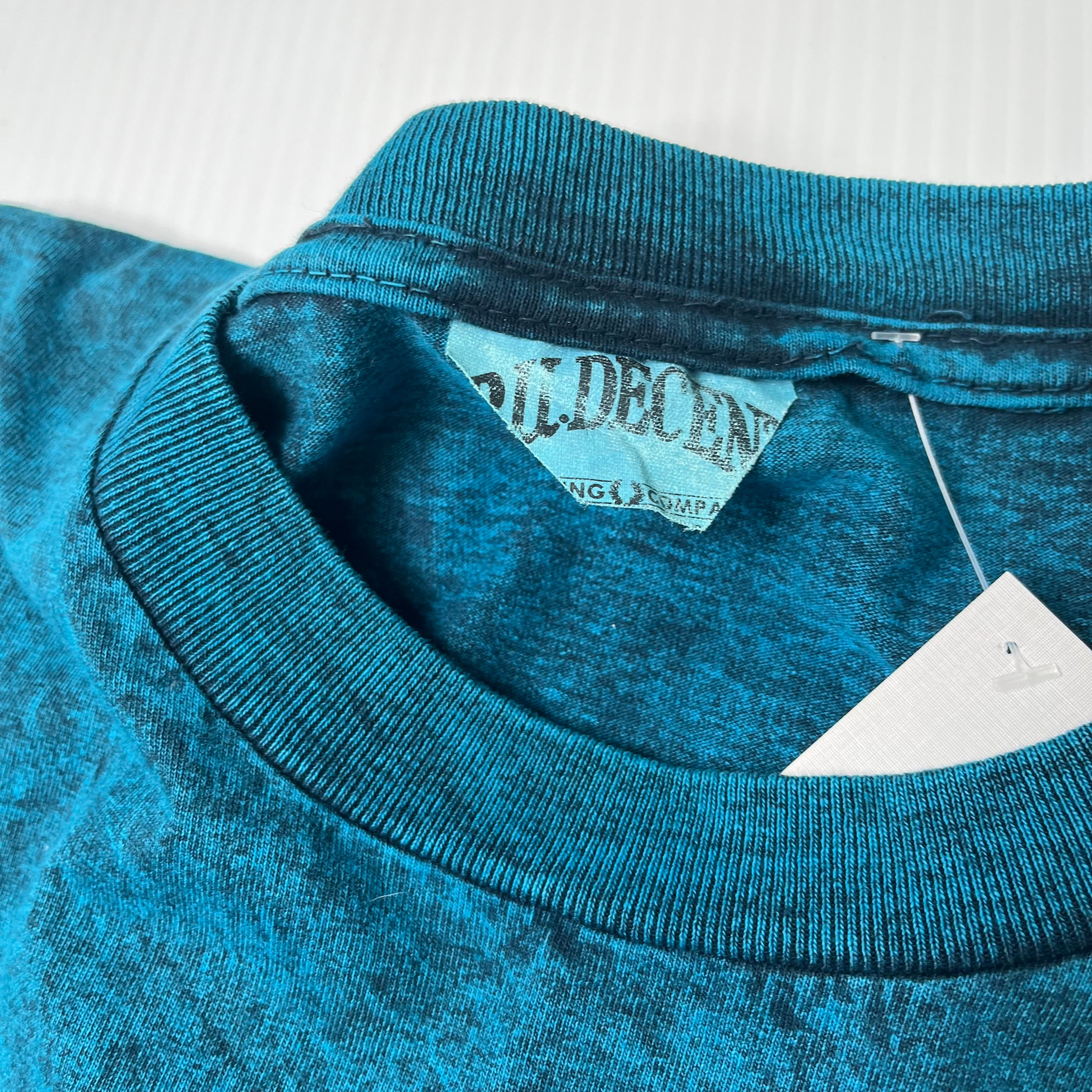 Vintage Wolf Shawnigan Lake Full Print Tee XL