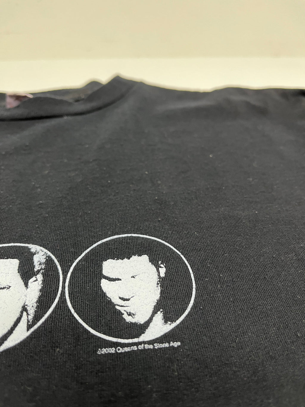 02’ Queens of The Stone Age Tee XL