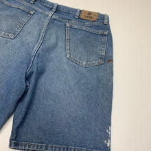 Load image into Gallery viewer, Wrangler WRG Jorts 36
