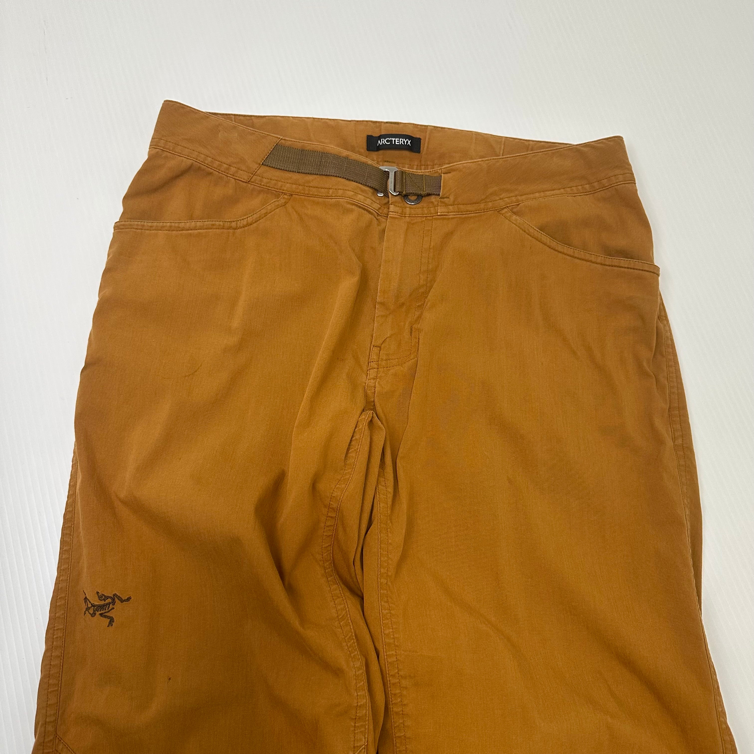 Arc'teryx Light Cargo Pants 32
