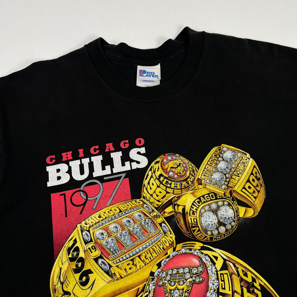 90s Chicago Bulls NBA Rings Graphic Tee XL